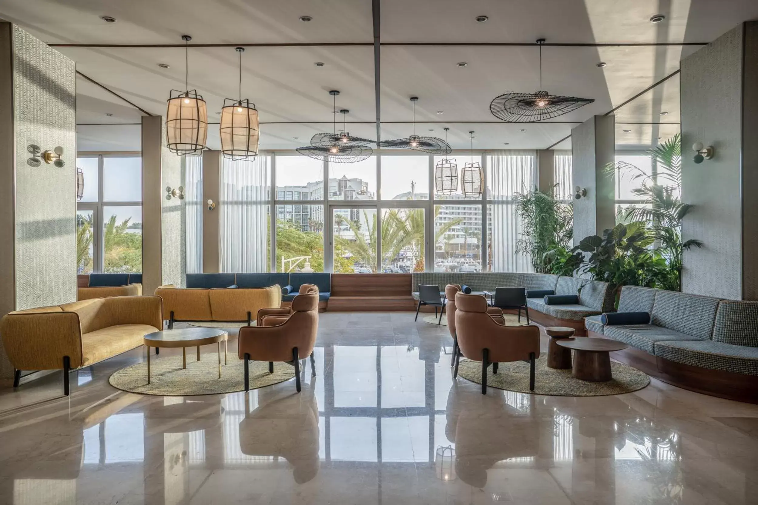 Lobby or reception, Lounge/Bar in Dan Panorama Eilat