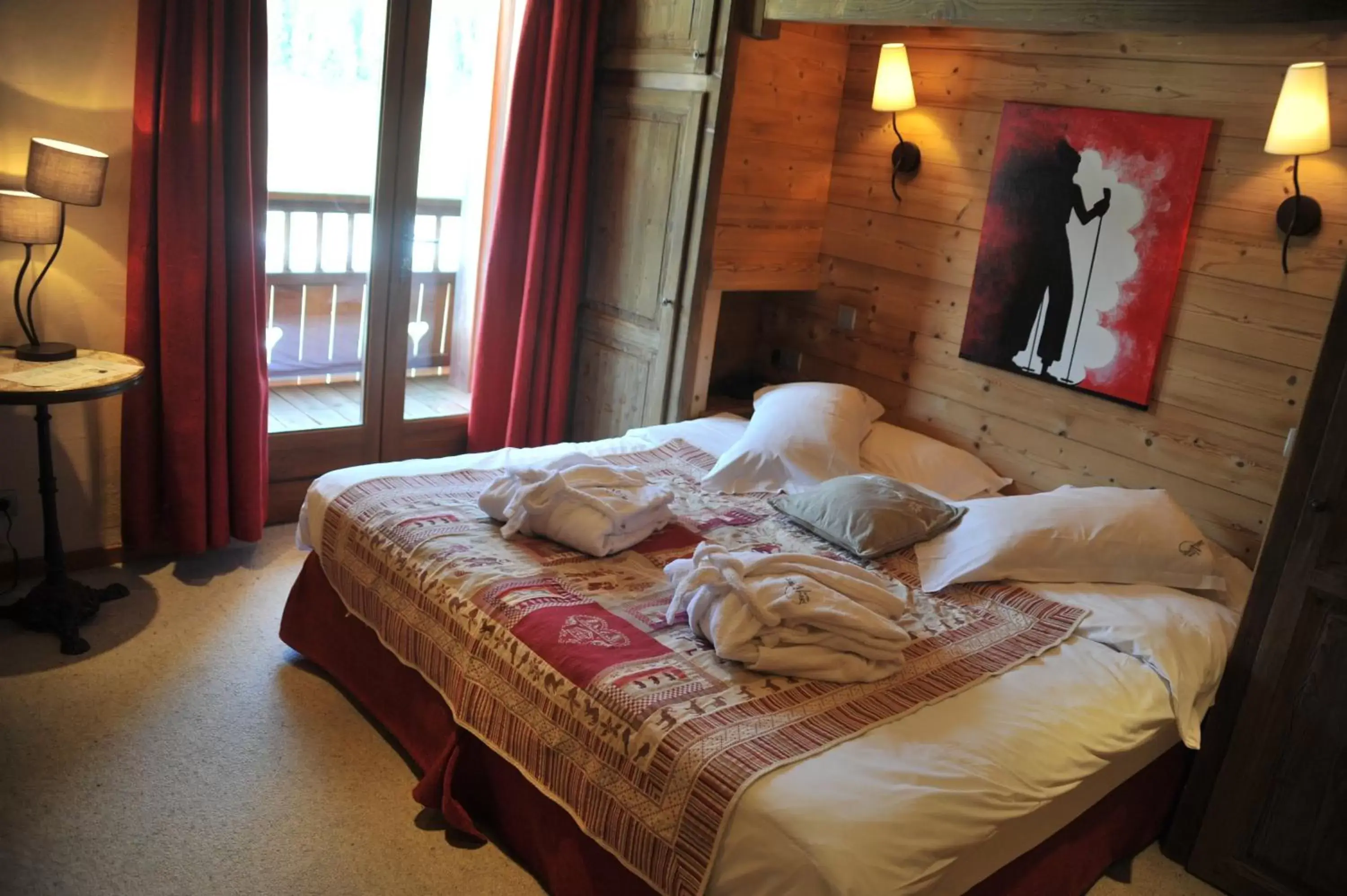 Bed in Hôtel Chalet Alpage