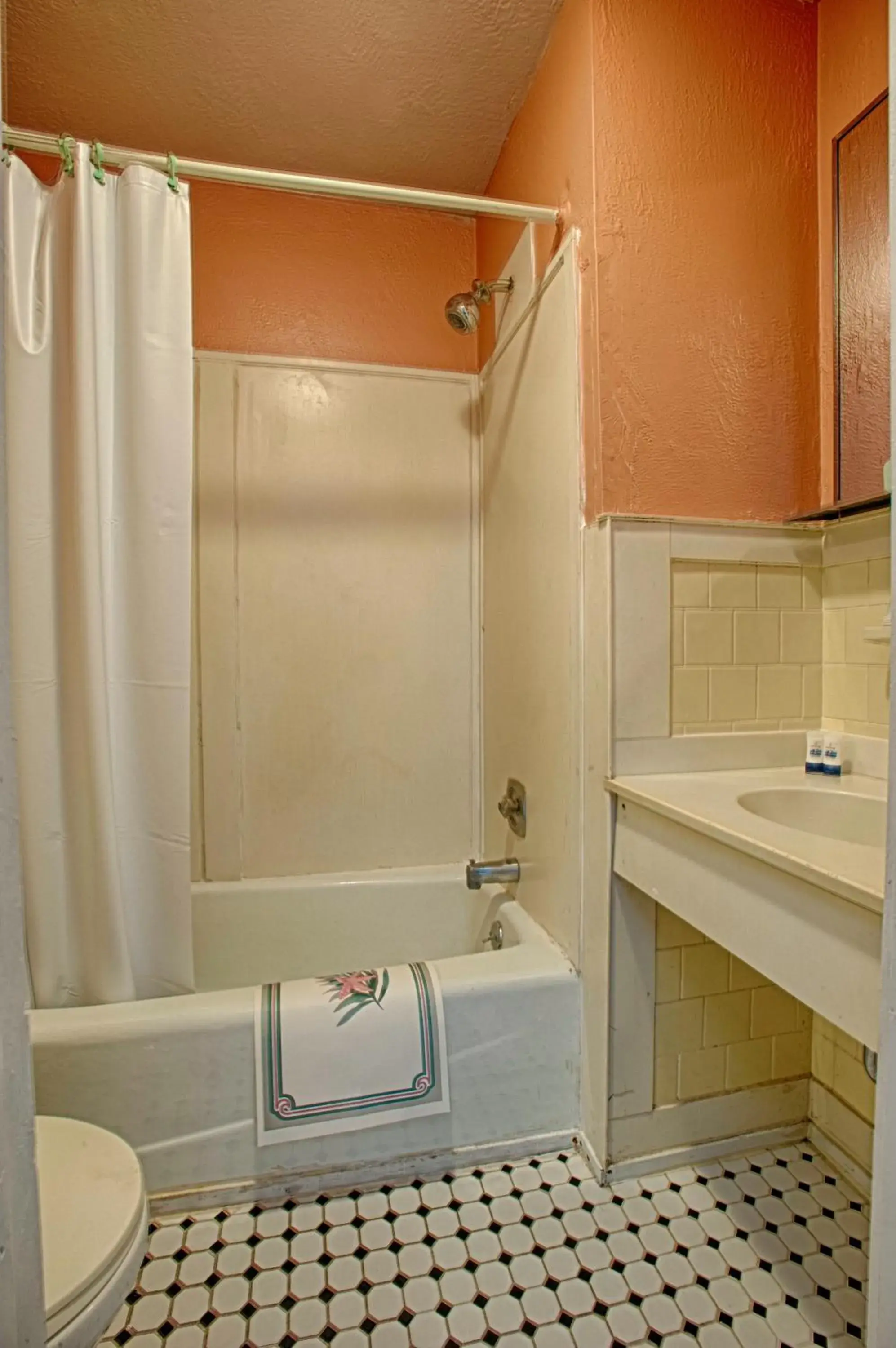 Bathroom in Economy Motel Inn and Suites Somers Point