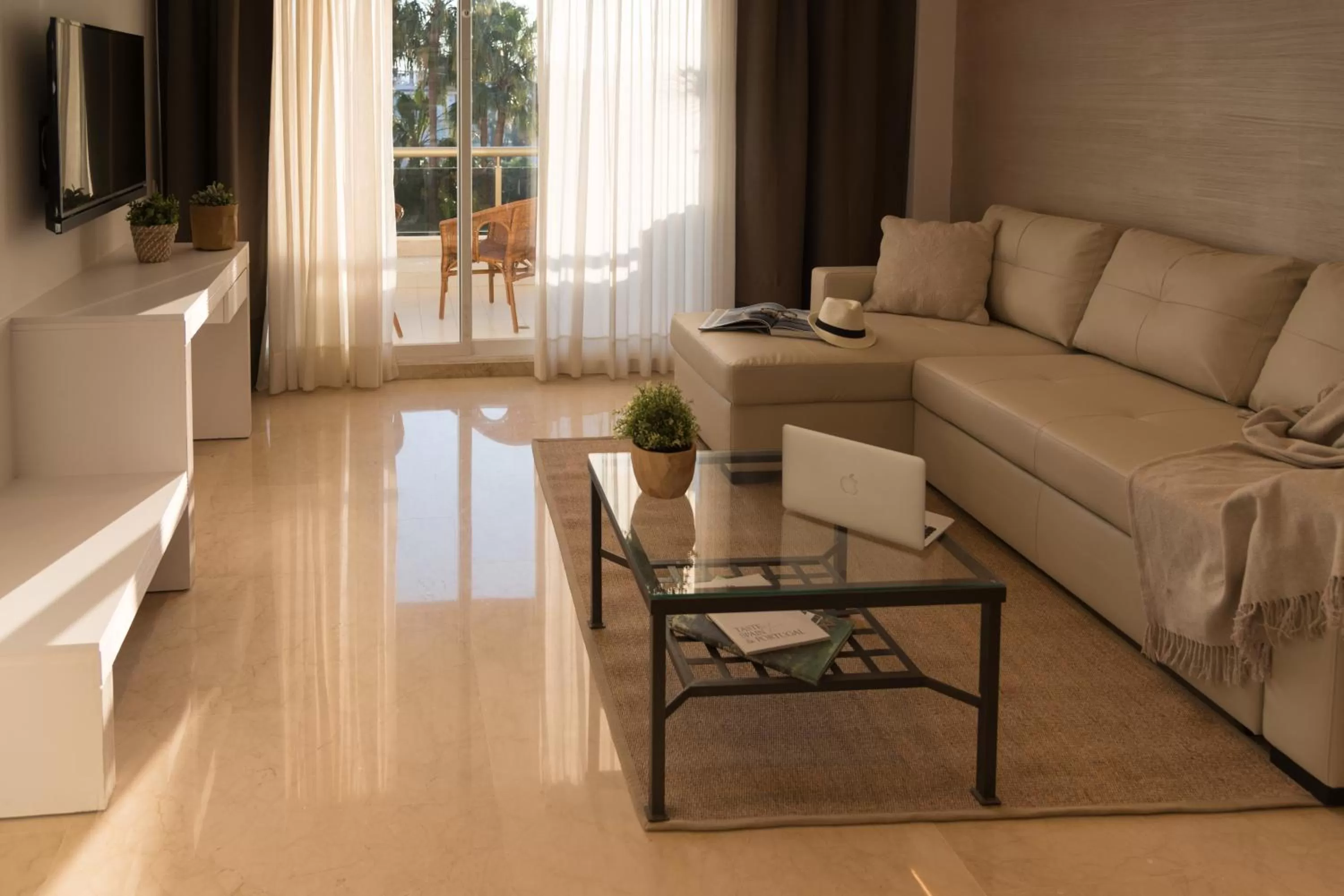 Seating area in Mediterraneo Sitges