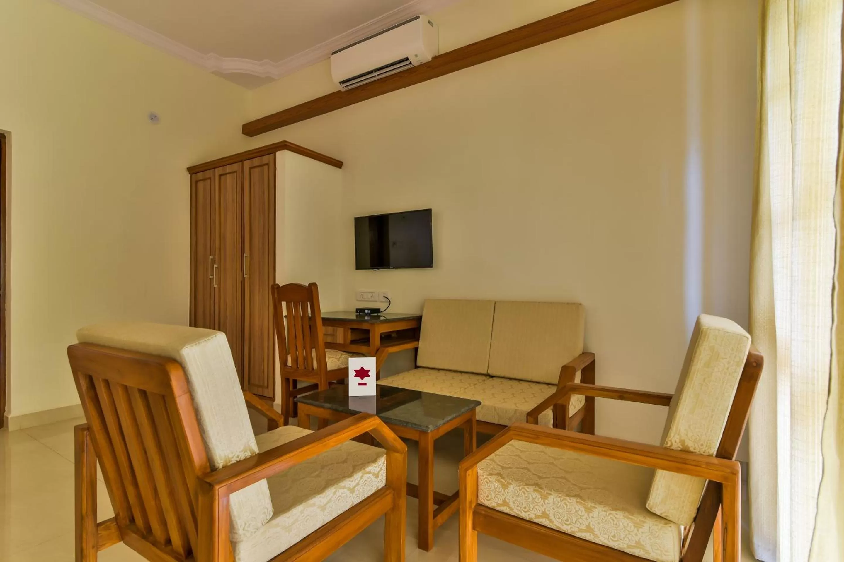 Seating area in Sonikas Leisure