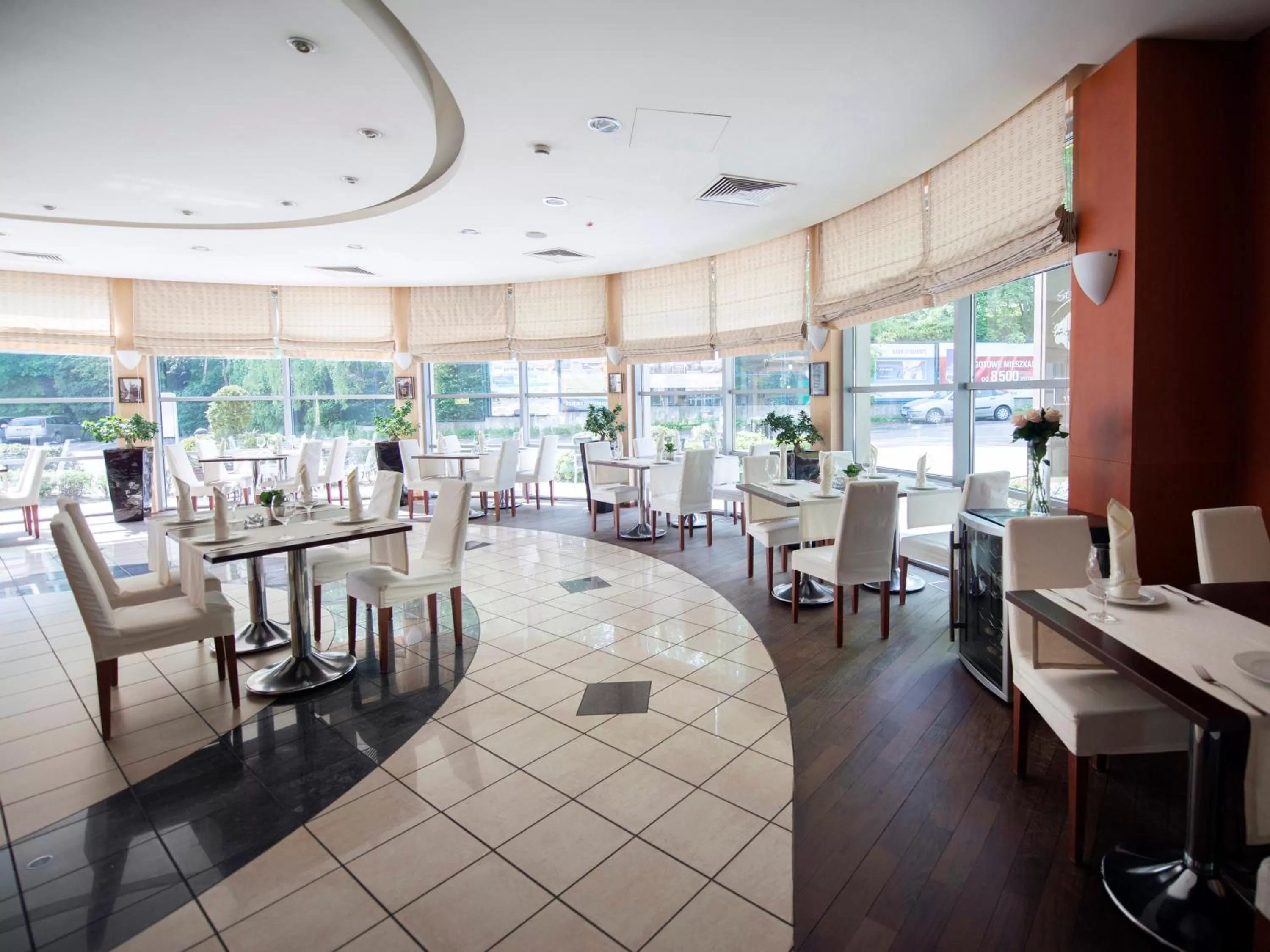 Restaurant/places to eat in Hotel Nadmorski