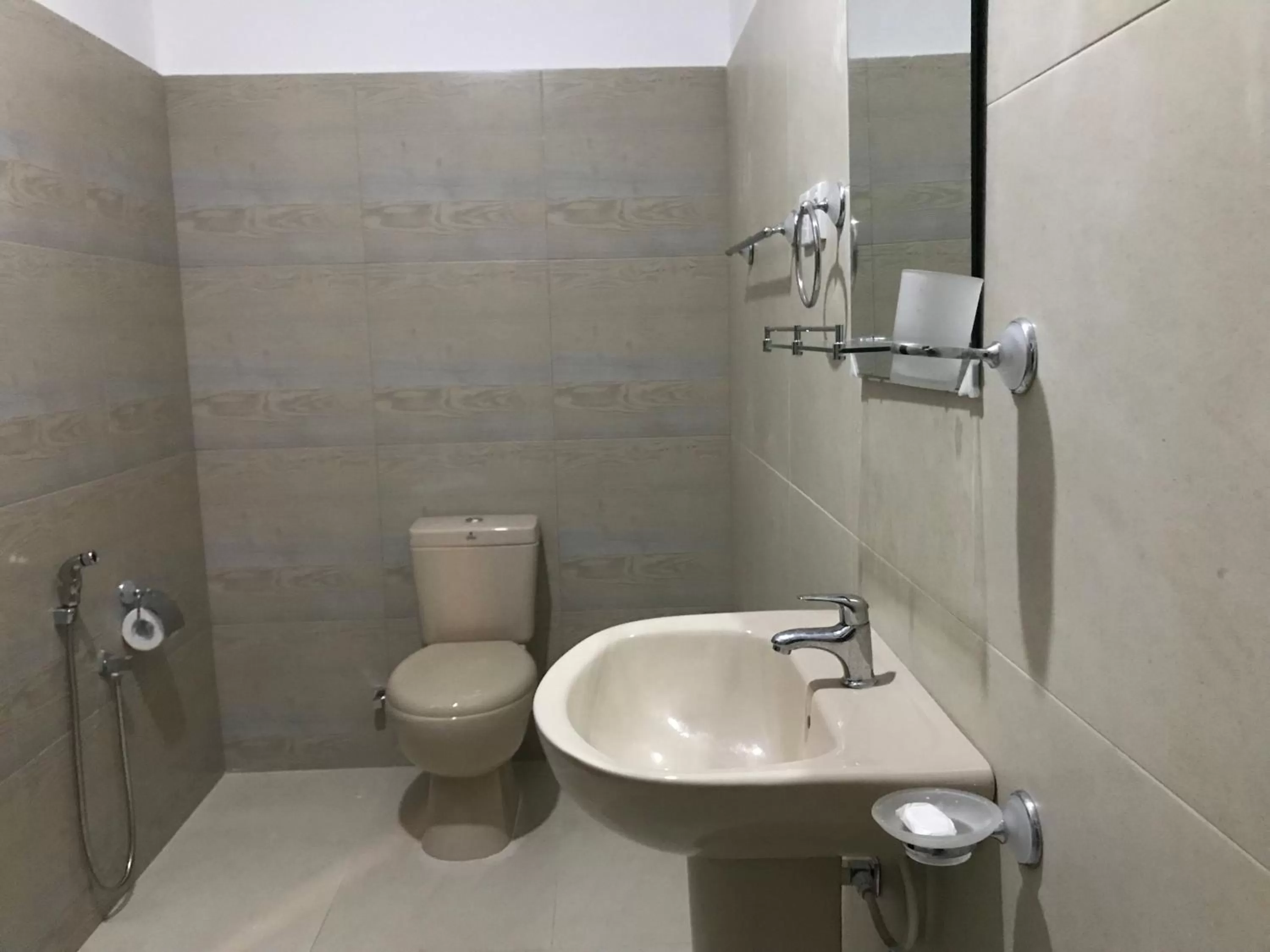 Bathroom in Kaminrich Cottage