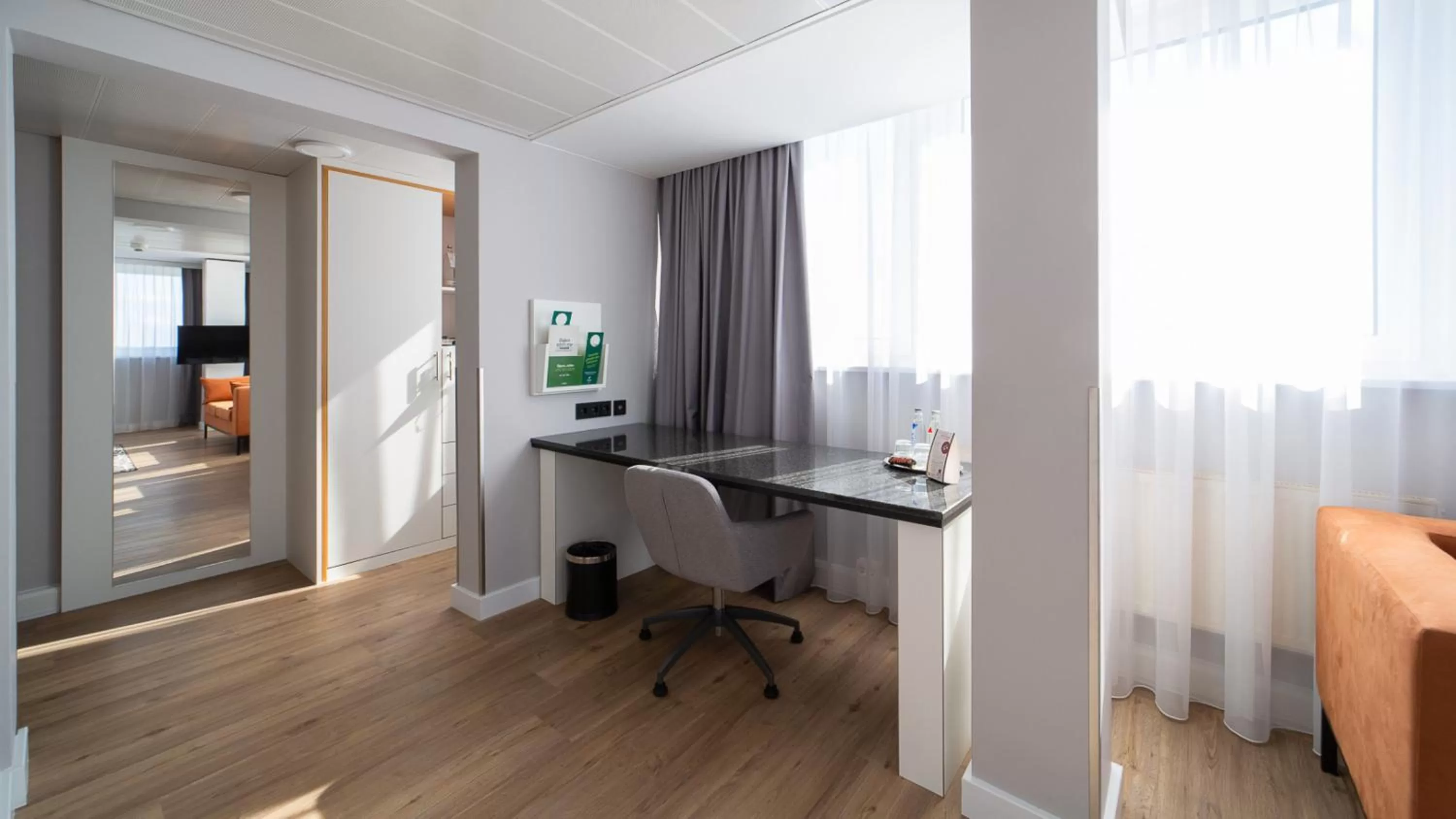 Photo of the whole room in Holiday Inn Berlin Airport - Conference Centre by IHG