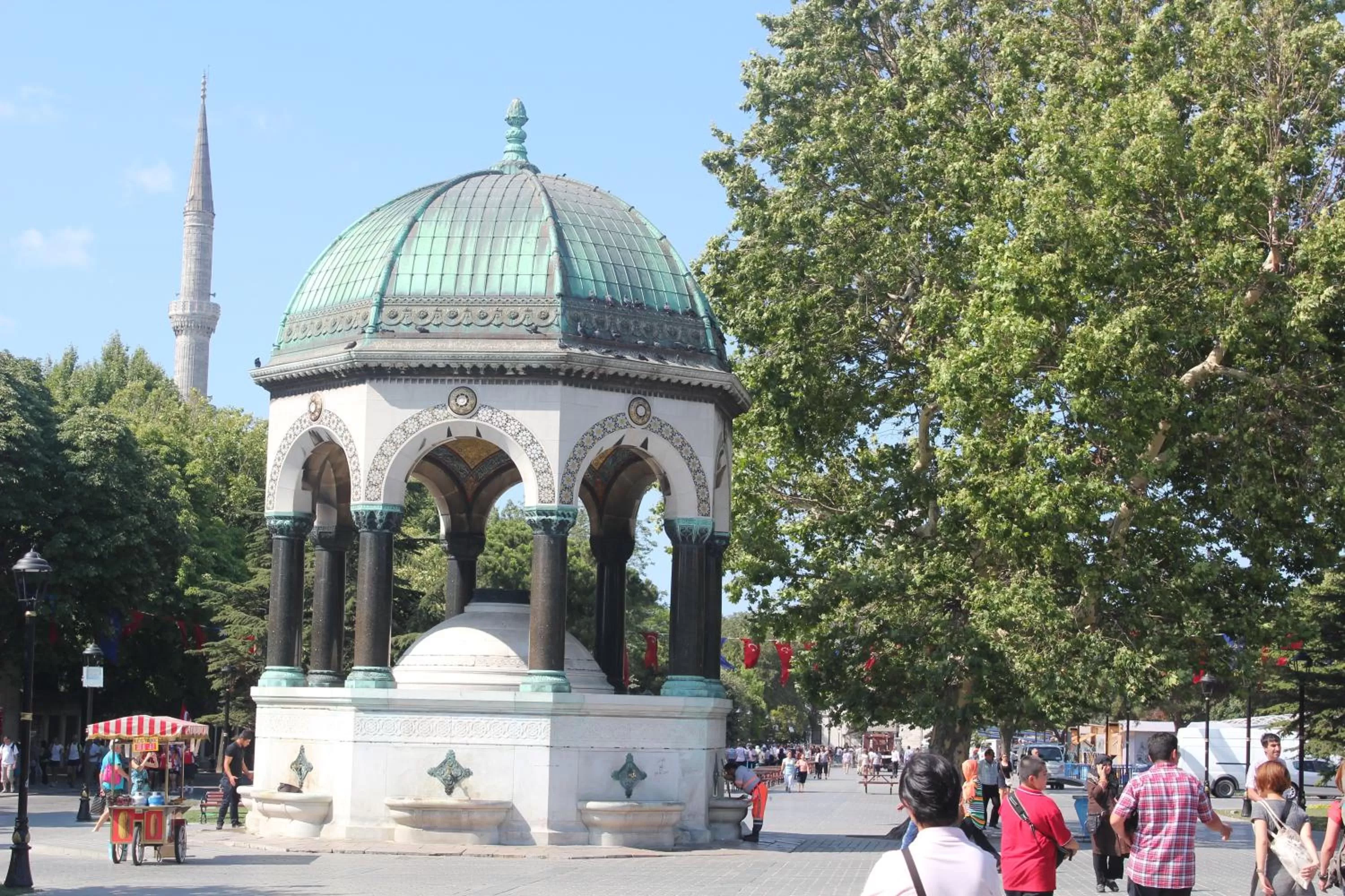 Nearby landmark in Diamond Royal Hotel