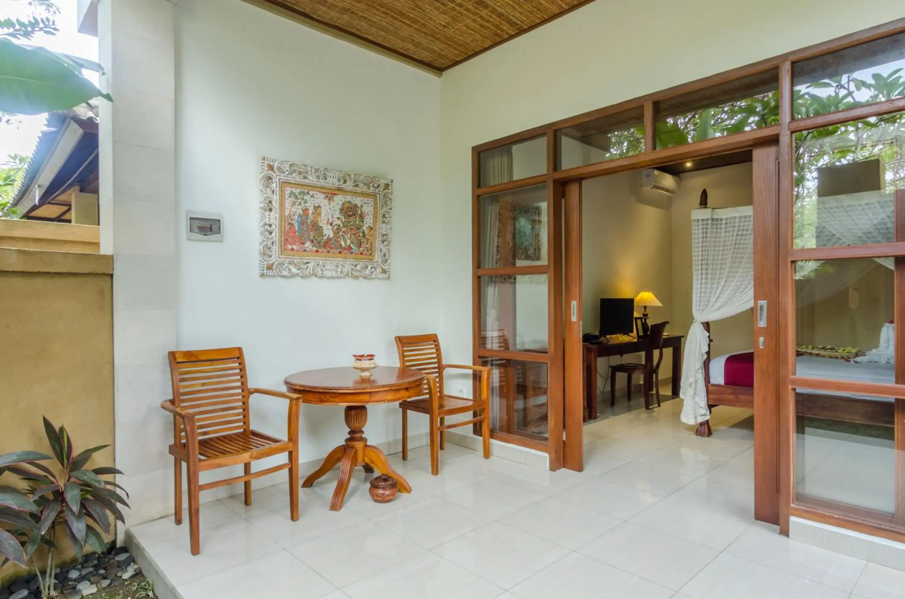 Balcony/Terrace, Dining Area in Chili Ubud Cottage