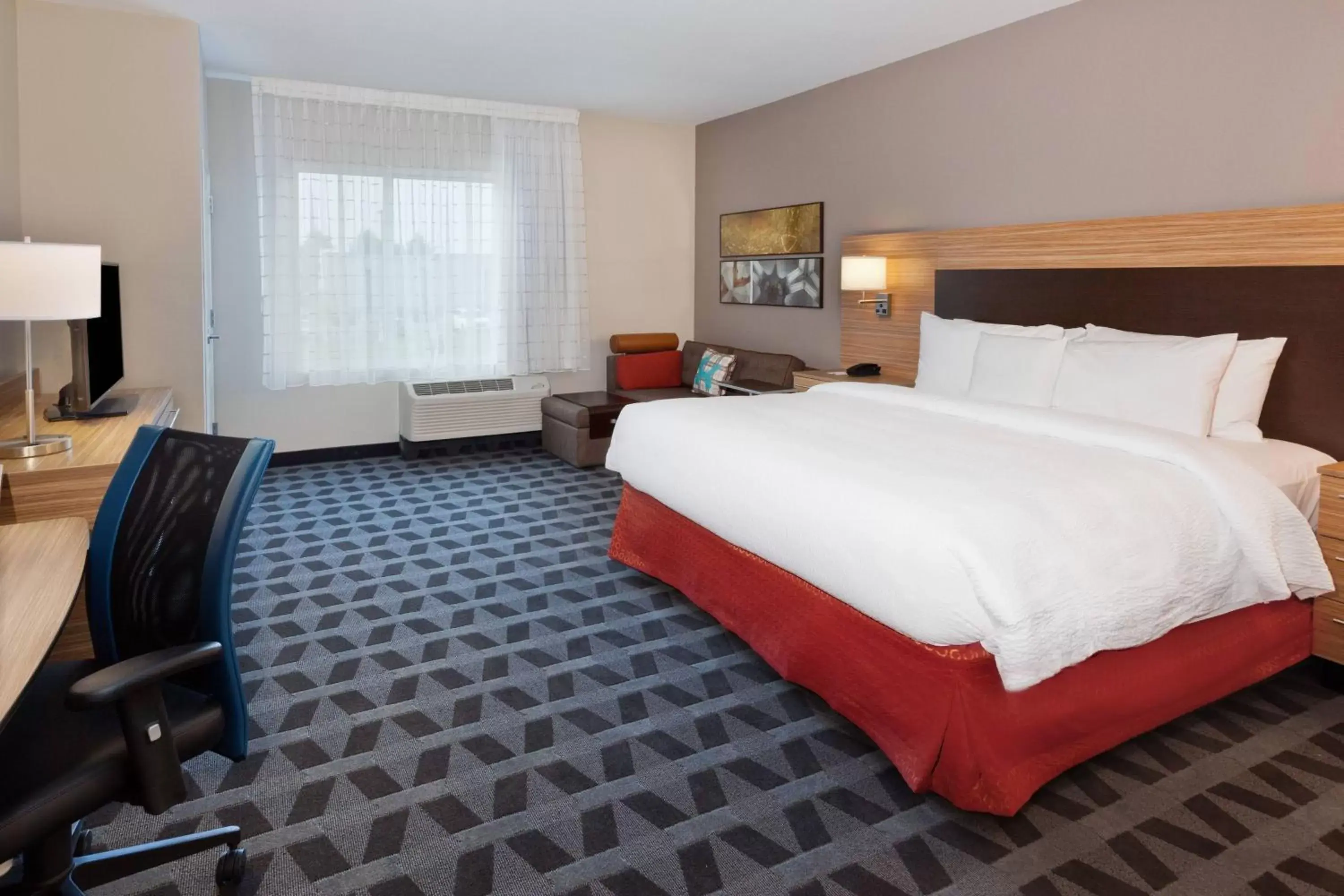 Bedroom, Bed in TownePlace Suites by Marriott Montgomery EastChase