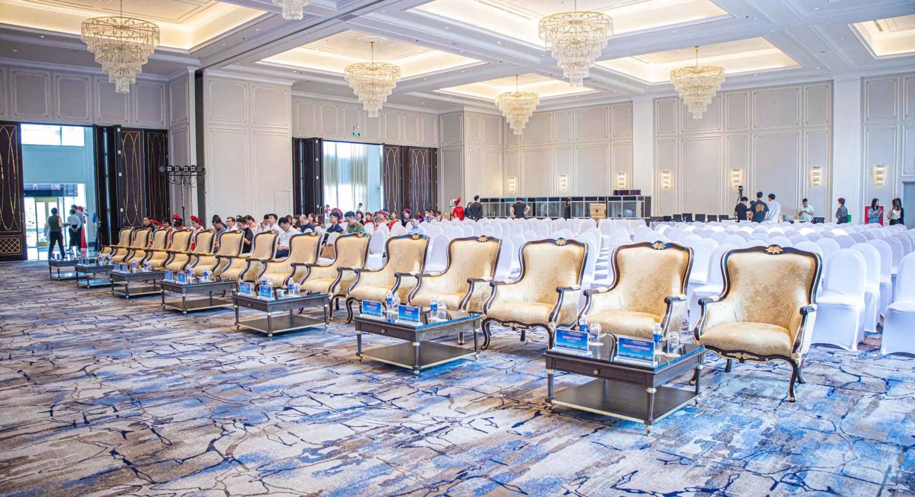 Meeting/conference room in Royal Halong Hotel