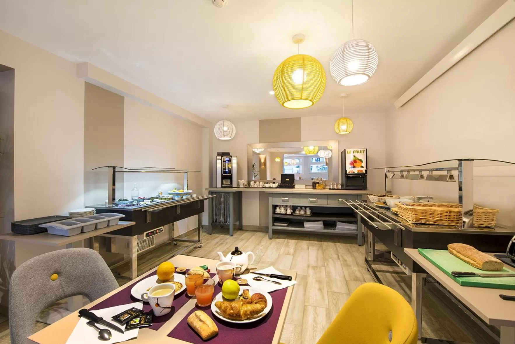 Restaurant/places to eat in Villa Bettina