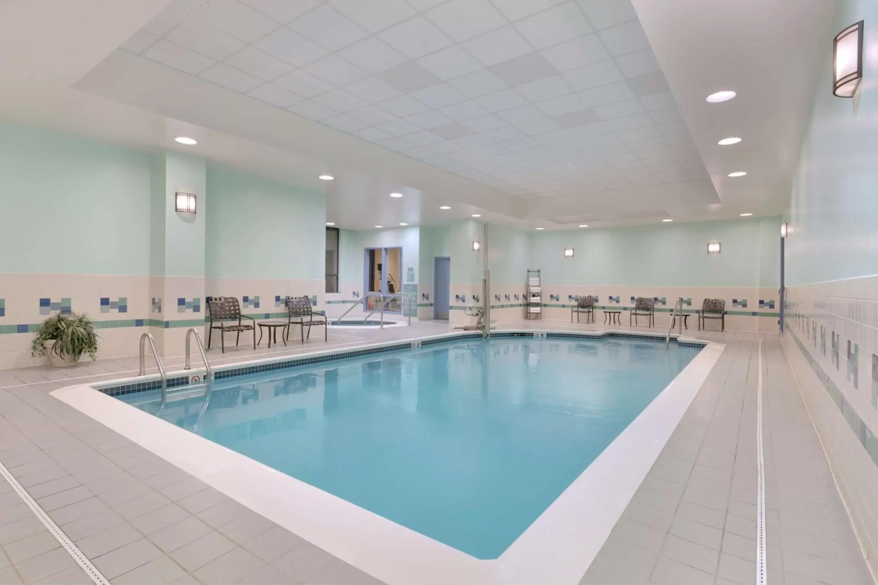 Fitness centre/facilities, Swimming Pool in Hilton Garden Inn Worcester