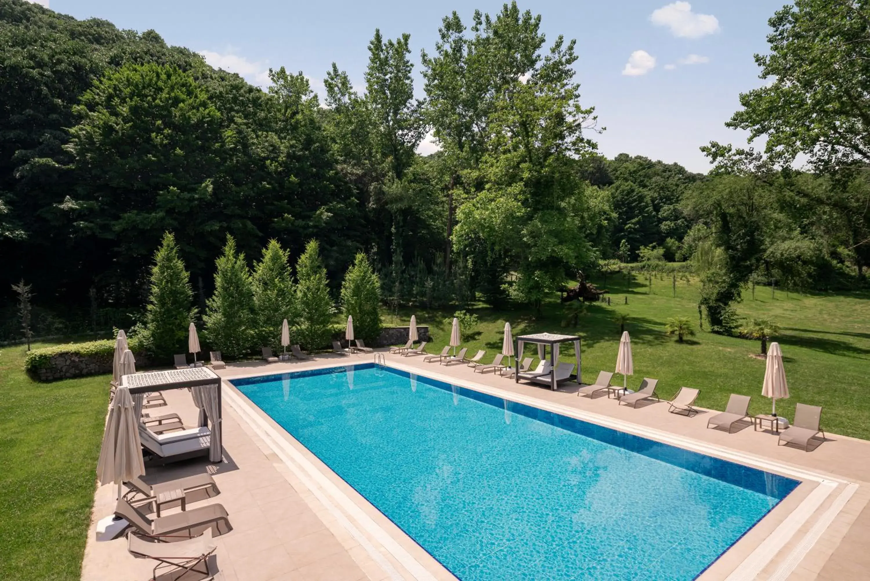 Swimming Pool in NG Sapanca Wellness & Convention