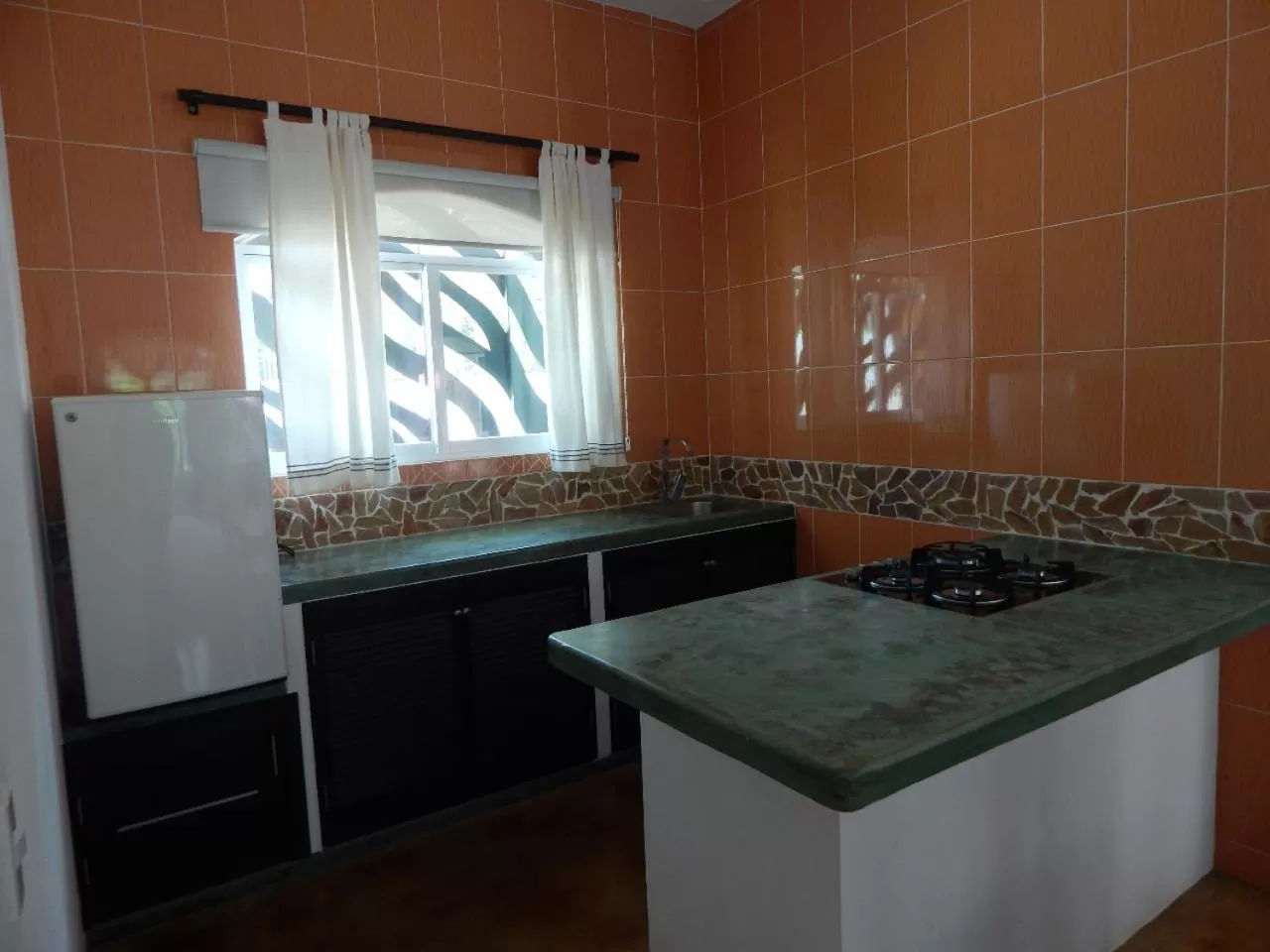 Kitchen or kitchenette in Hotel Rockaway