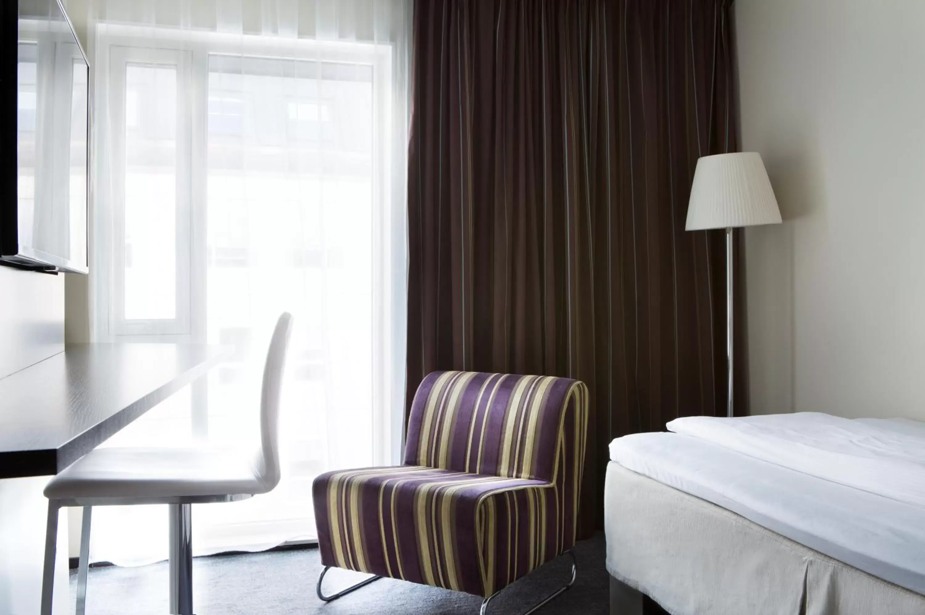 Bedroom, Seating Area in Comfort Hotel Trondheim