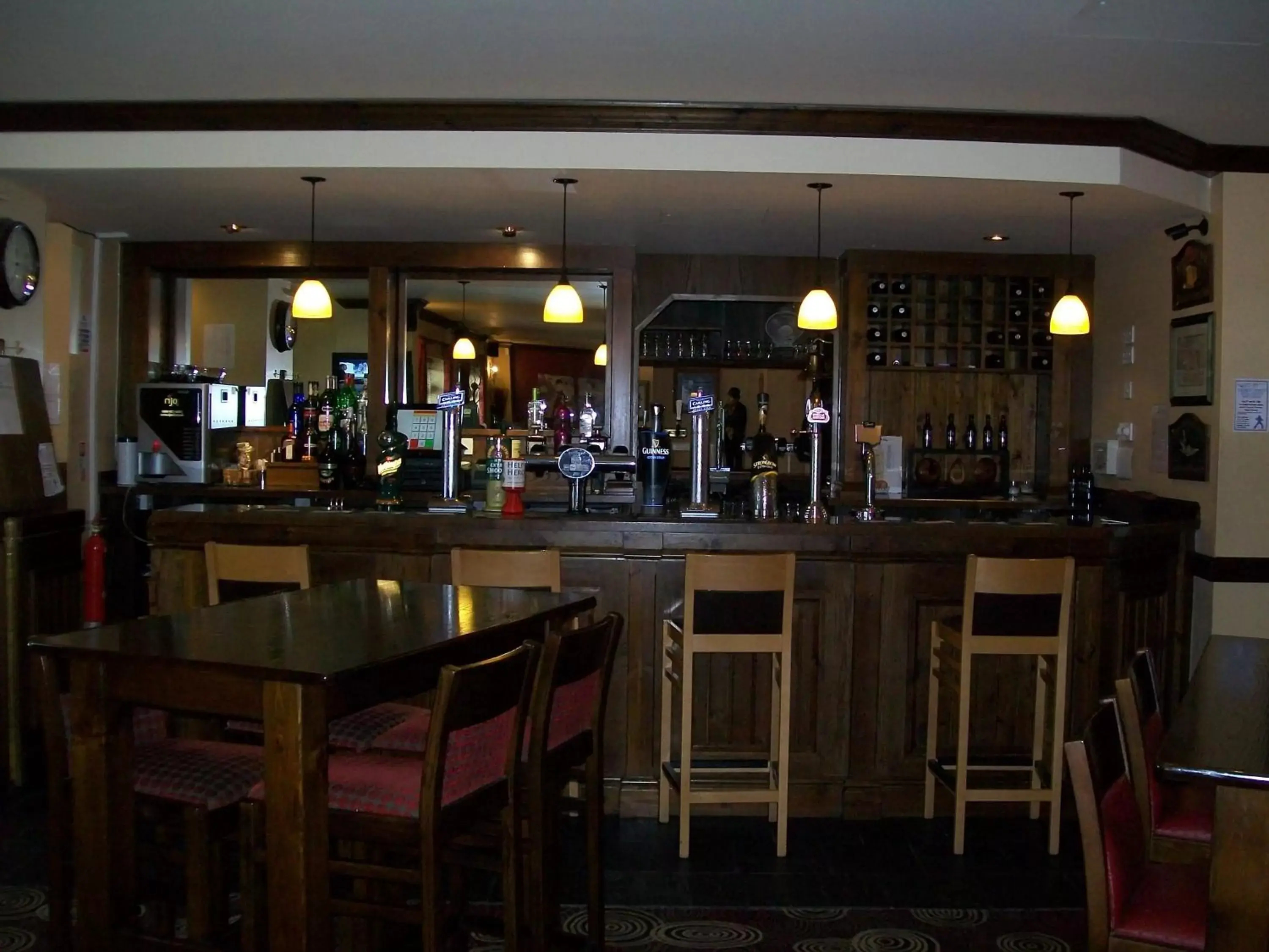 Lounge or bar, Restaurant/Places to Eat in The Fitzwilliam Arms Hotel