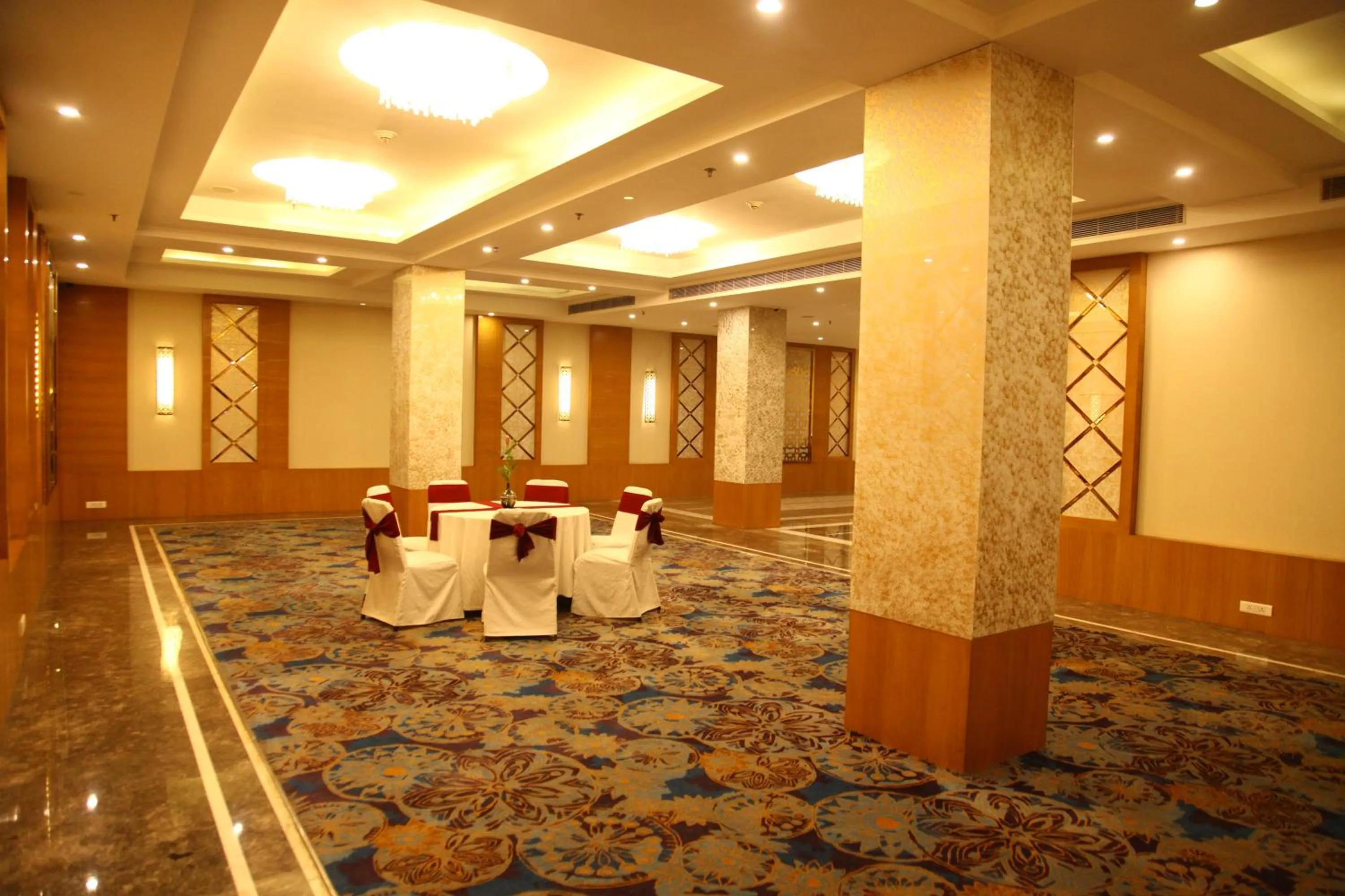 Banquet/Function facilities in The Place Gurugram, a member of Radisson Individuals