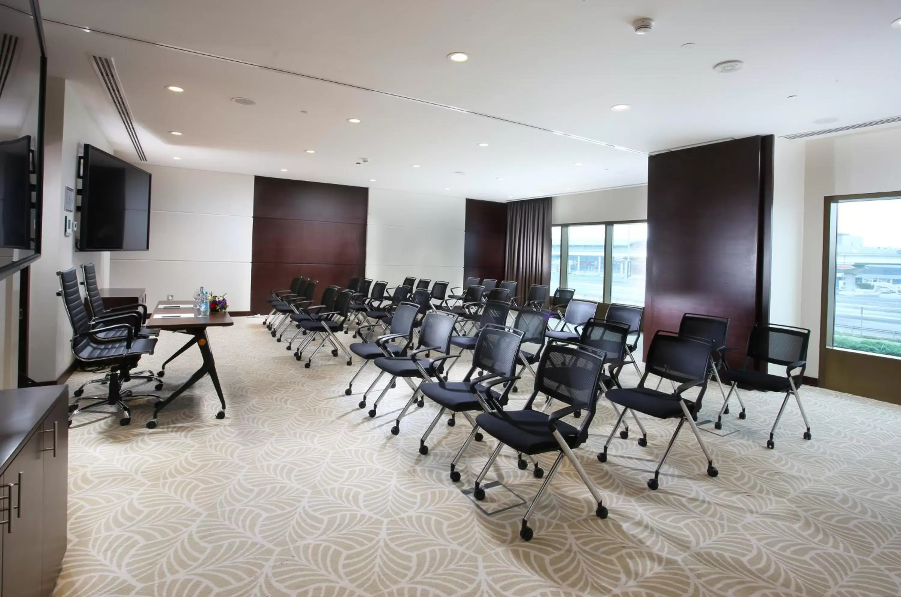 Meeting/conference room in Metropolitan Hotel Dubai