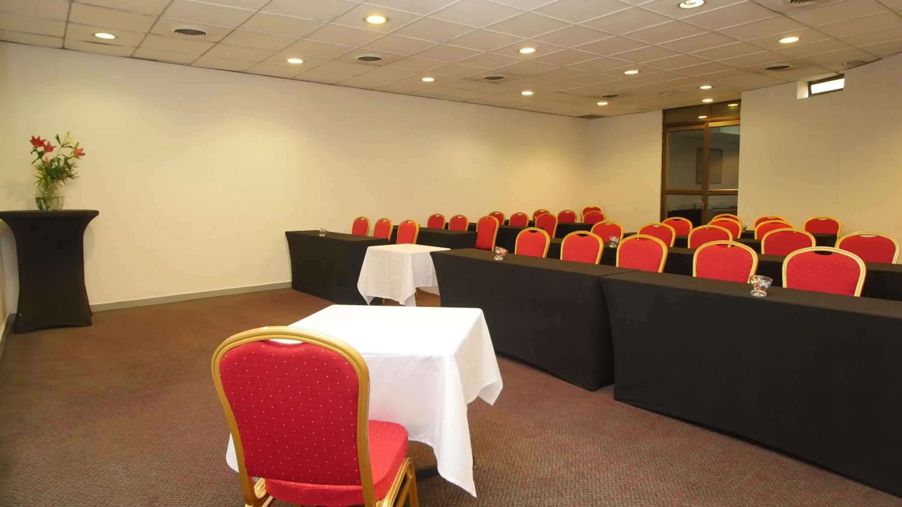 Meeting/conference room in Hotel Diego de Almagro Santiago Centro
