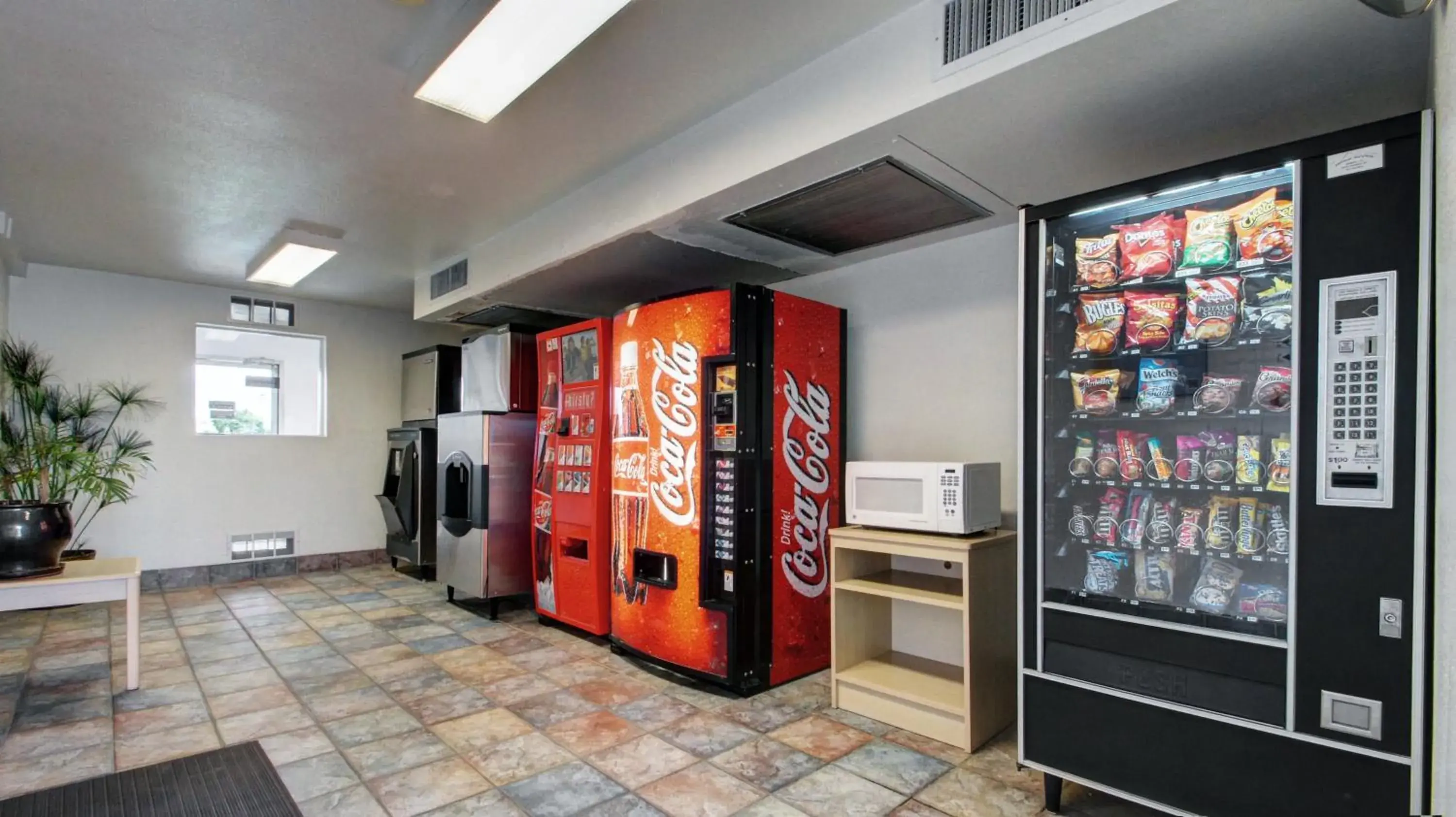 Other, Supermarket/Shops in Motel 6-Rock Springs, WY