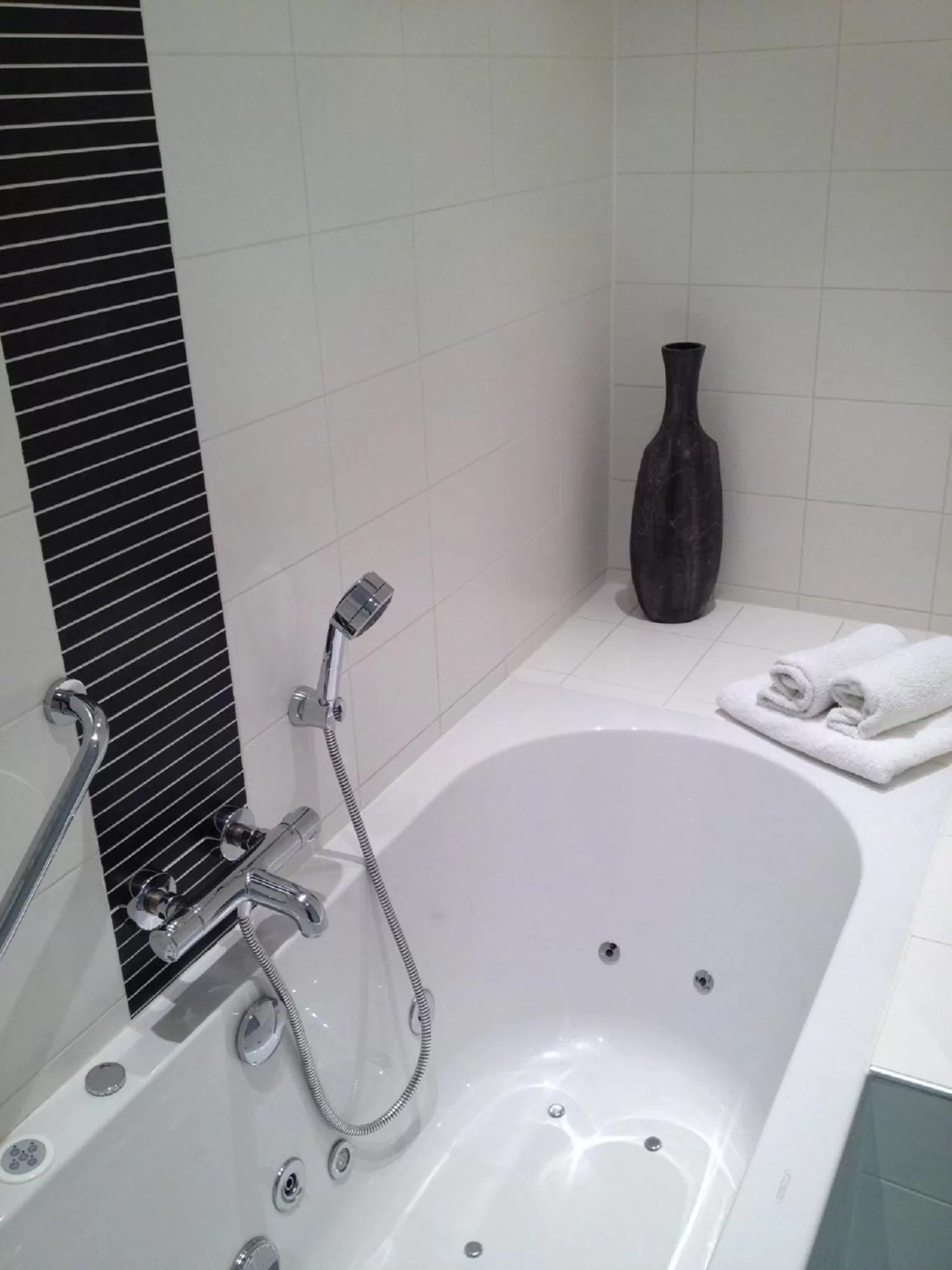 Hot Tub in Best Western Hotel Baars