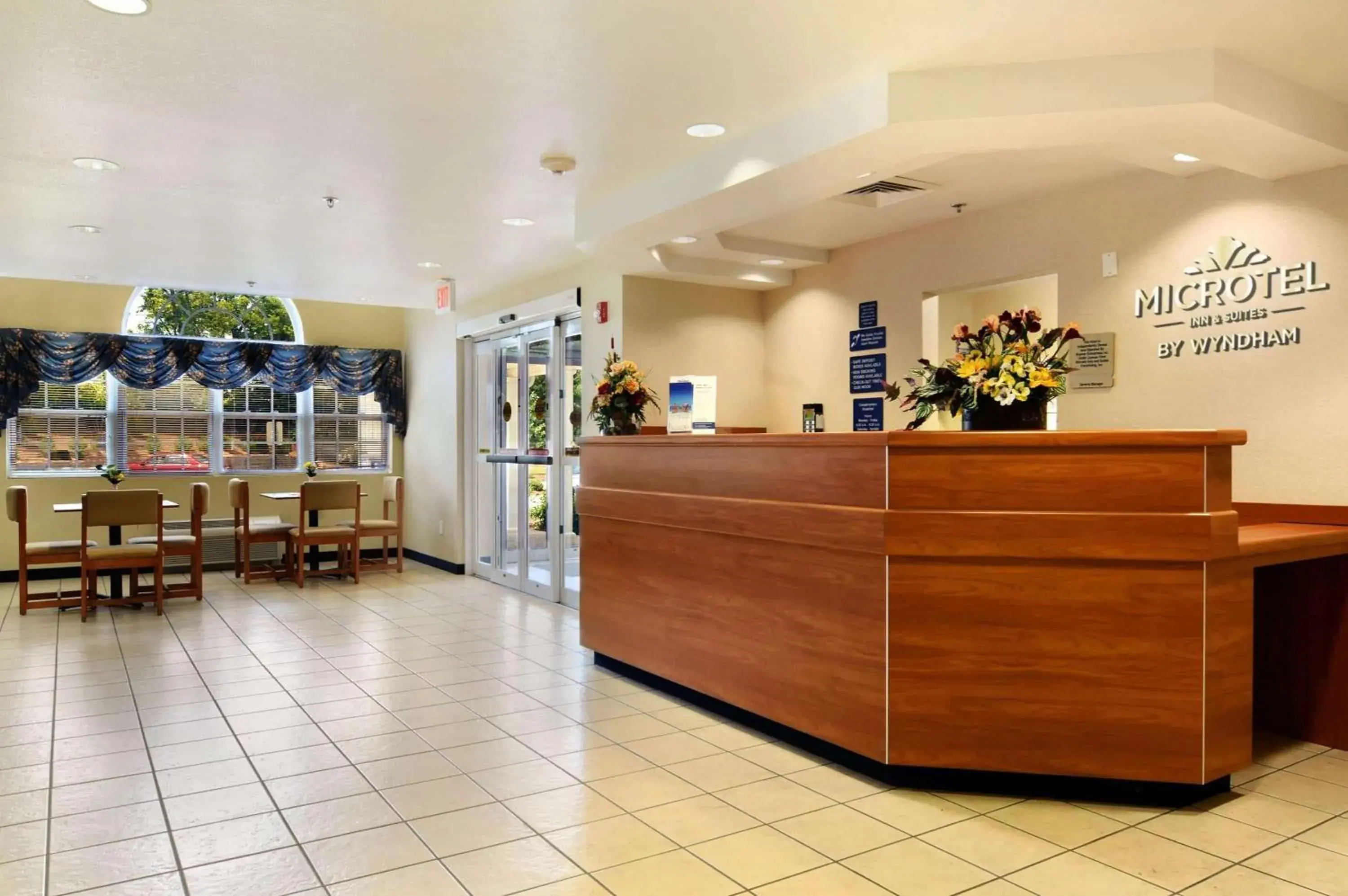 Lobby or reception, Lobby/Reception in Microtel Inn & Suites Huntsville