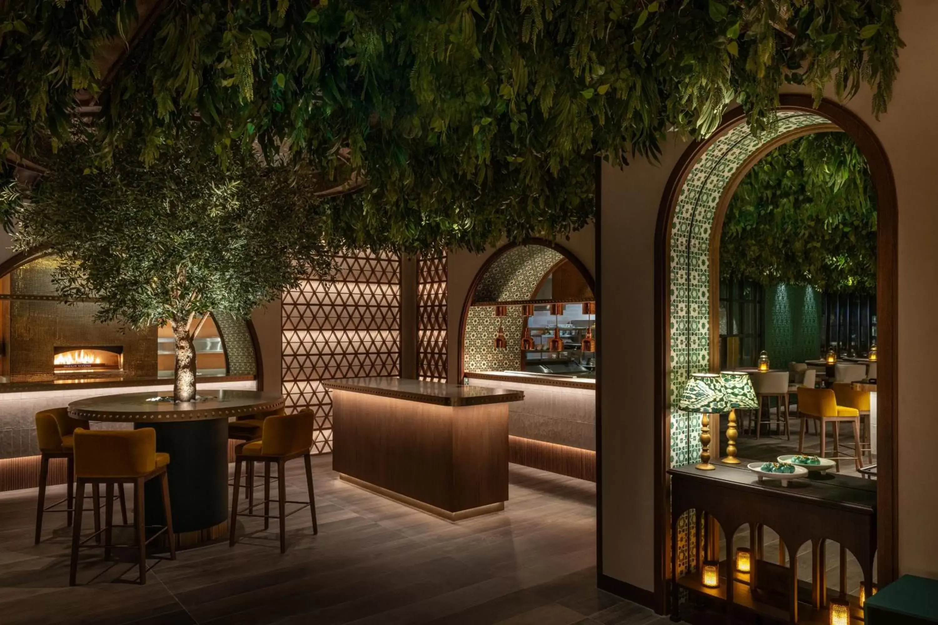 Kitchen or kitchenette in Grosvenor House, a Luxury Collection Hotel, Dubai