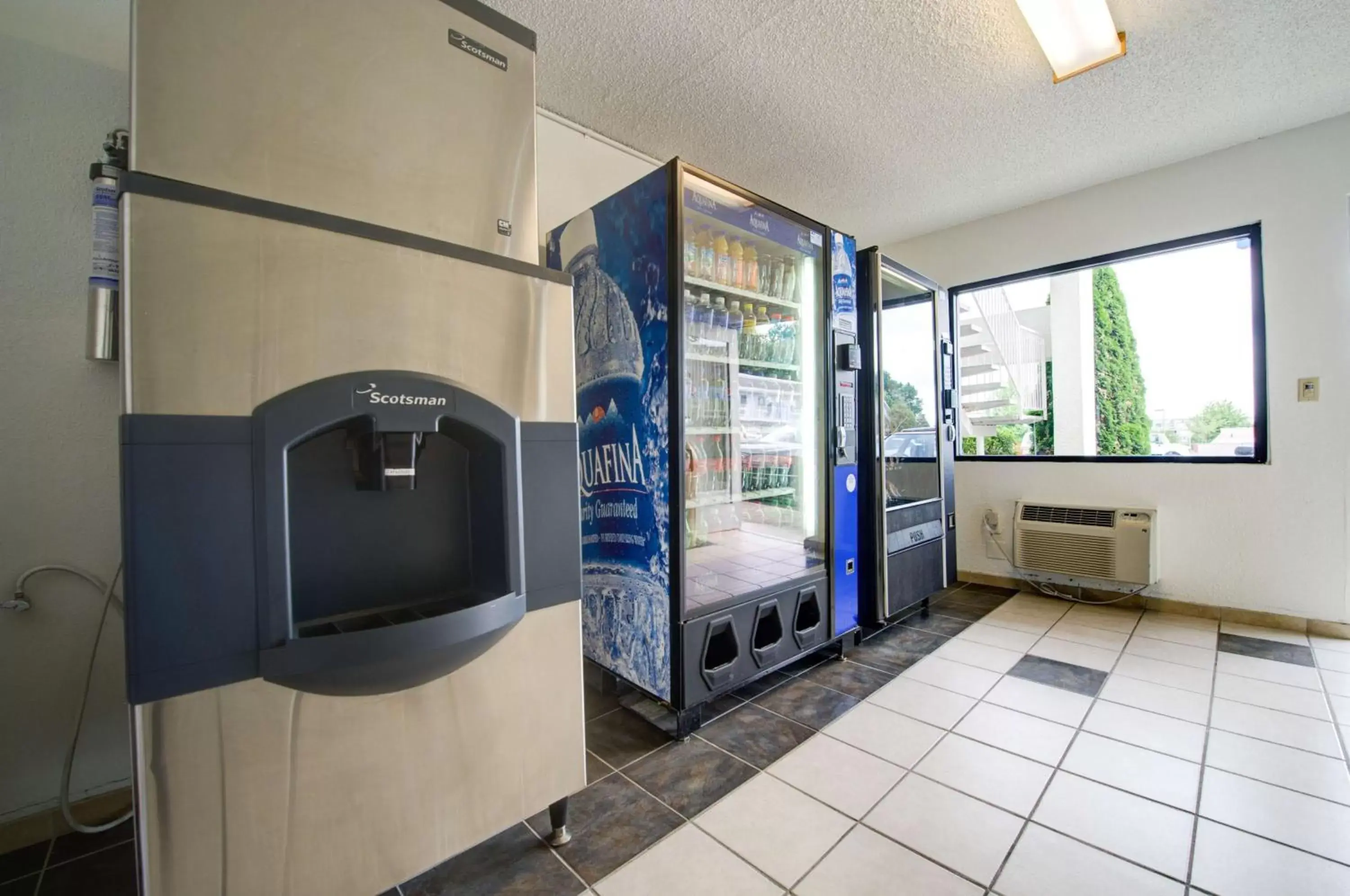 On site, TV/Entertainment Center in Motel 6-Seattle, WA - Airport