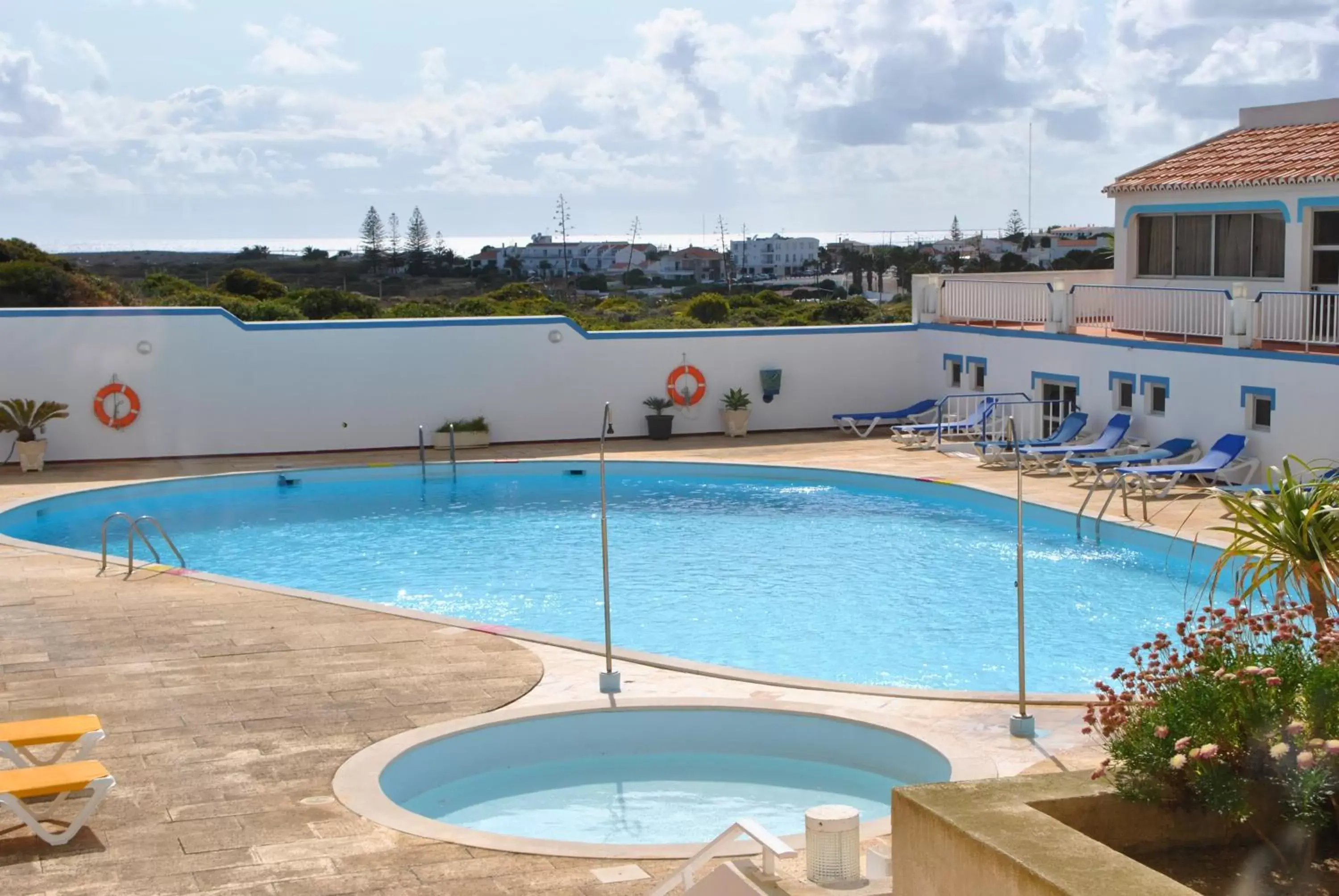 Swimming pool in Aparthotel Navigator Swimming pool in Aparthotel Navigator