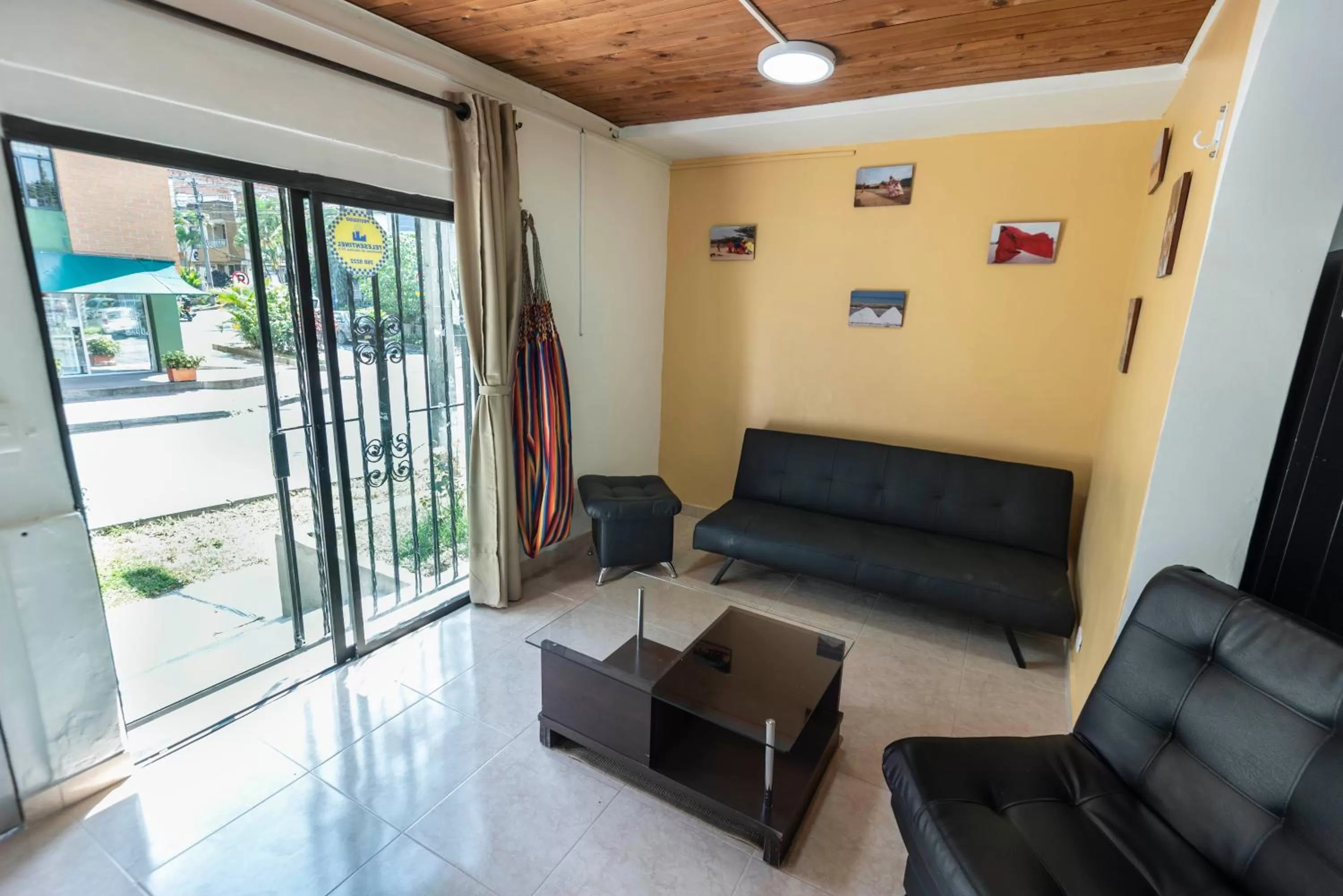 Living room in Poblado Guest House
