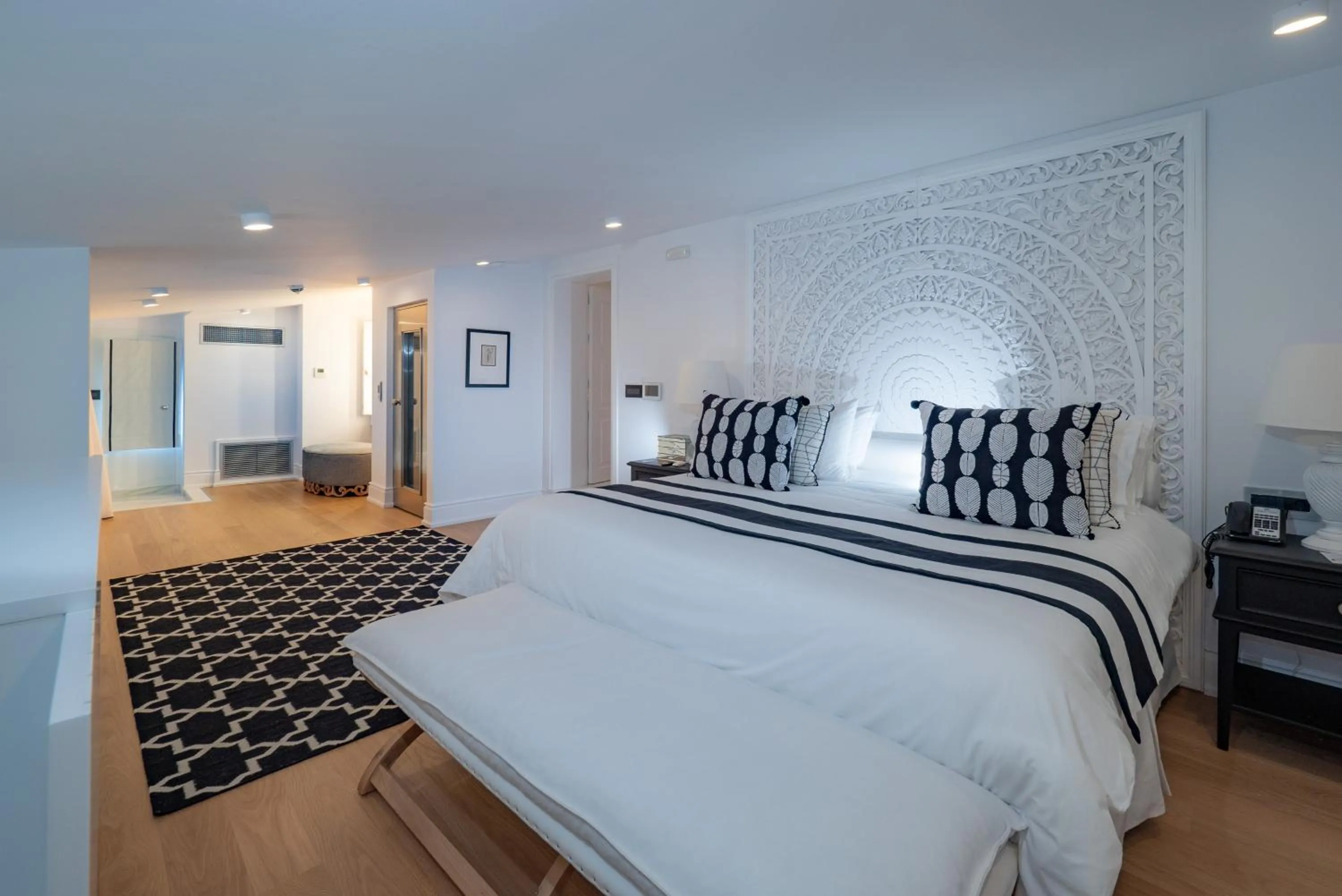 Toilet, Bed in Abaton Island Resort & Spa