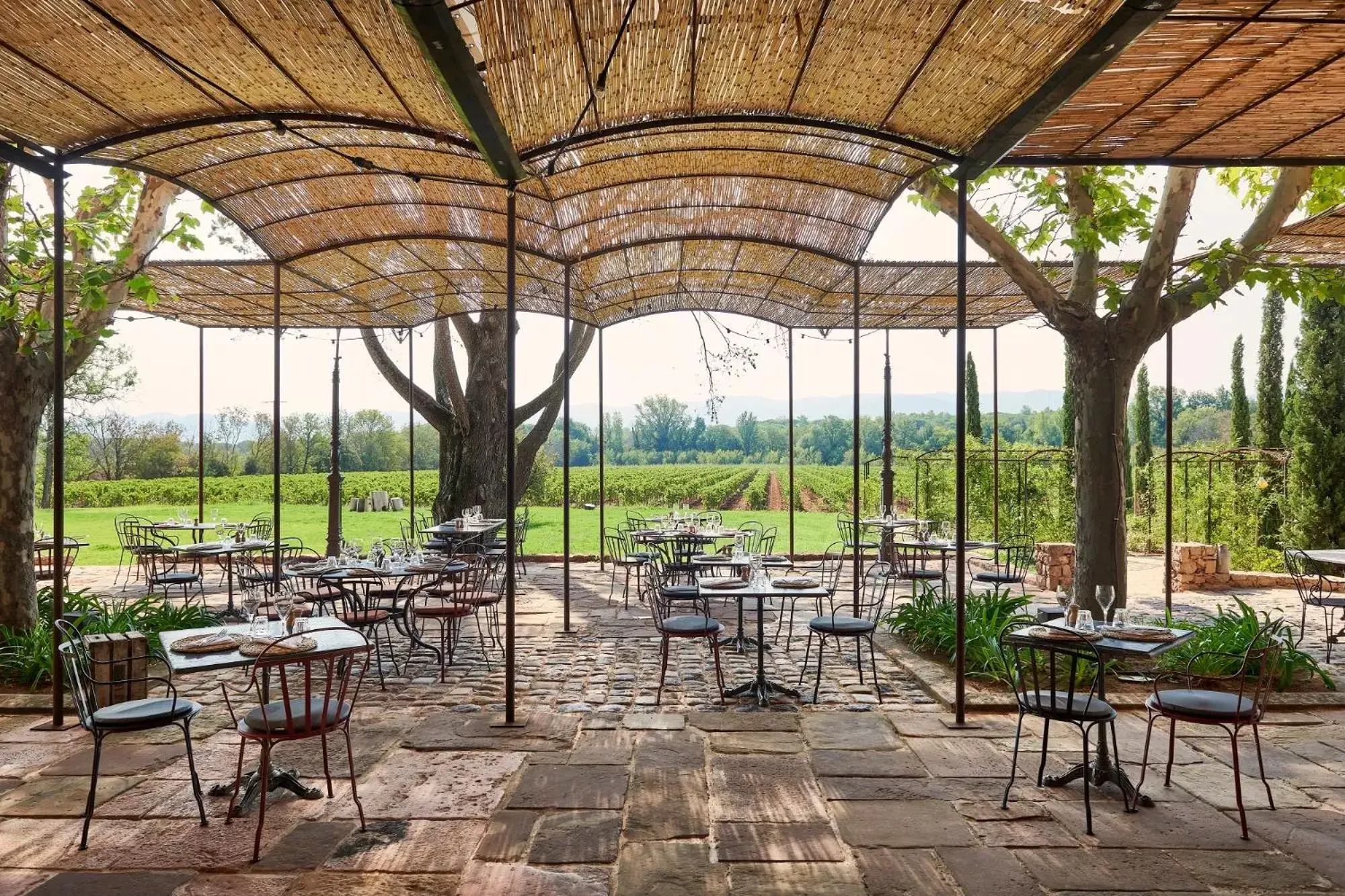 Restaurant/Places to Eat in Château Saint Roux Le Luc-Le Cannet des Maures