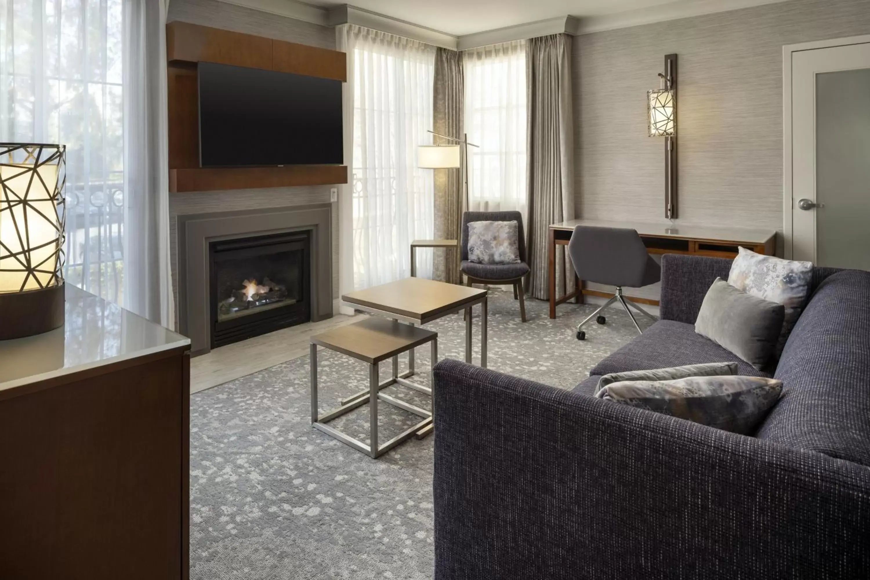 Photo of the whole room, Seating Area in The Westin Palo Alto