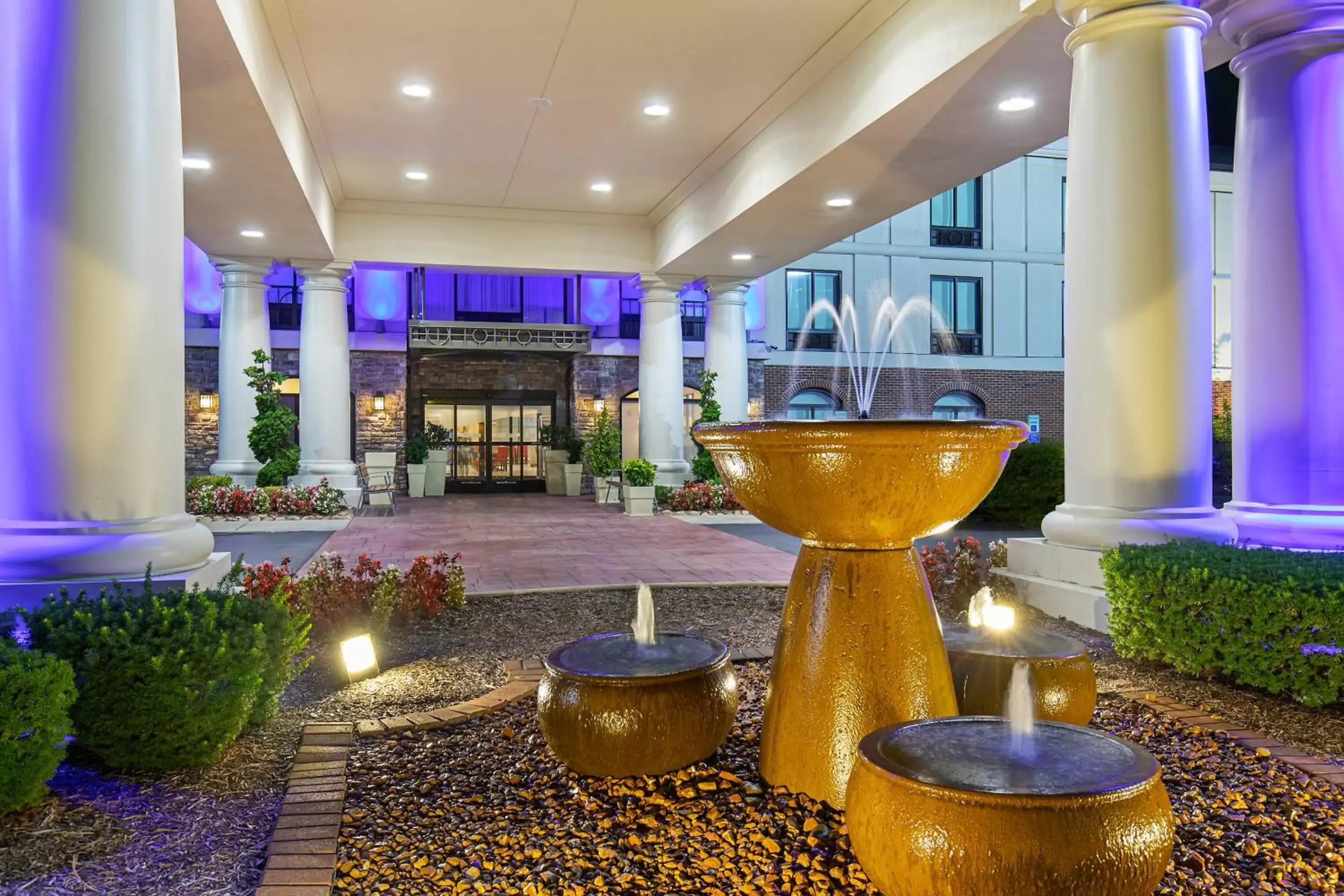 Lobby or reception, Lounge/Bar in Holiday Inn Express Hotel & Suites Mount Juliet - Nashville Area, an IHG Hotel