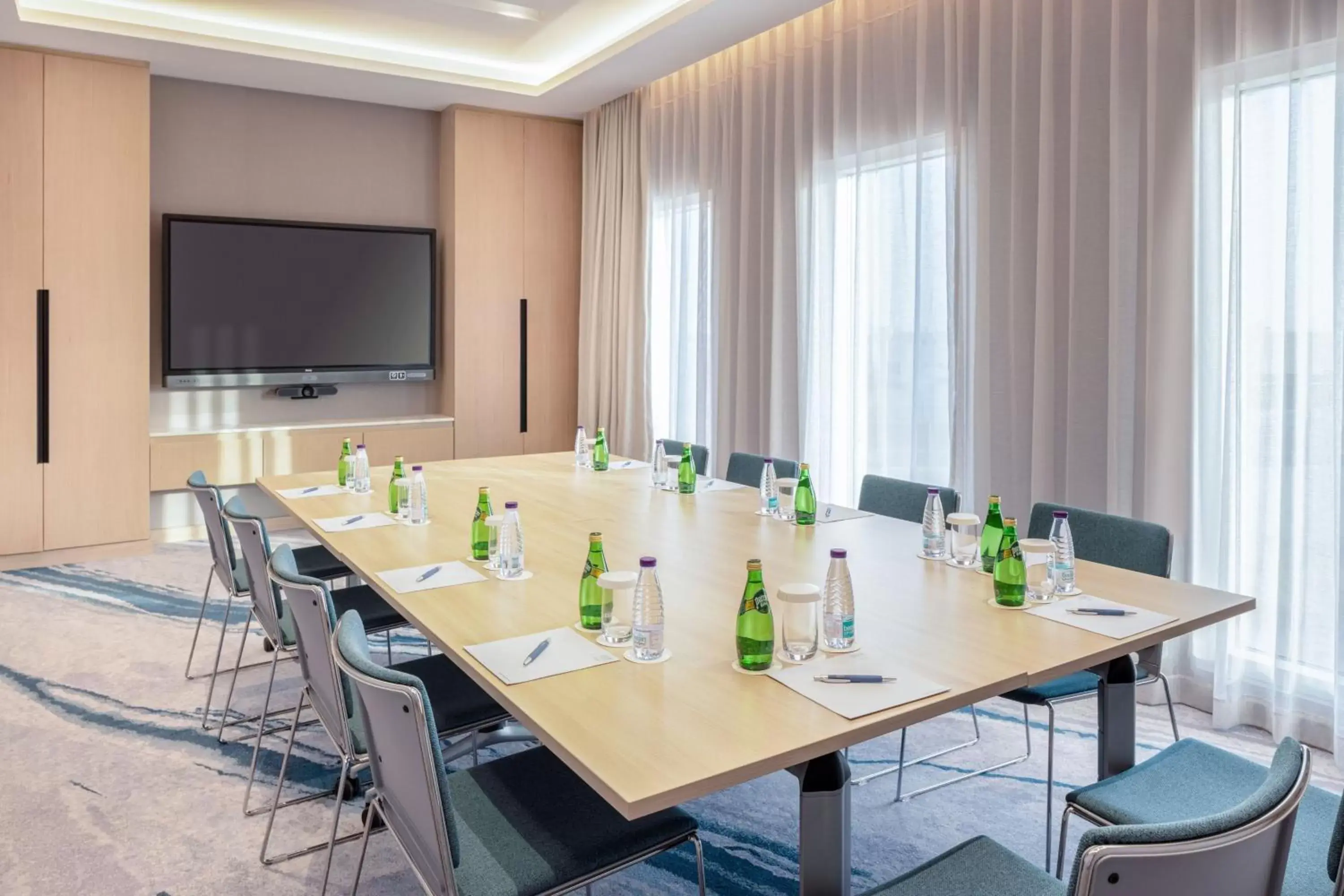 Meeting/conference room in Four Points by Sheraton Jeddah Corniche