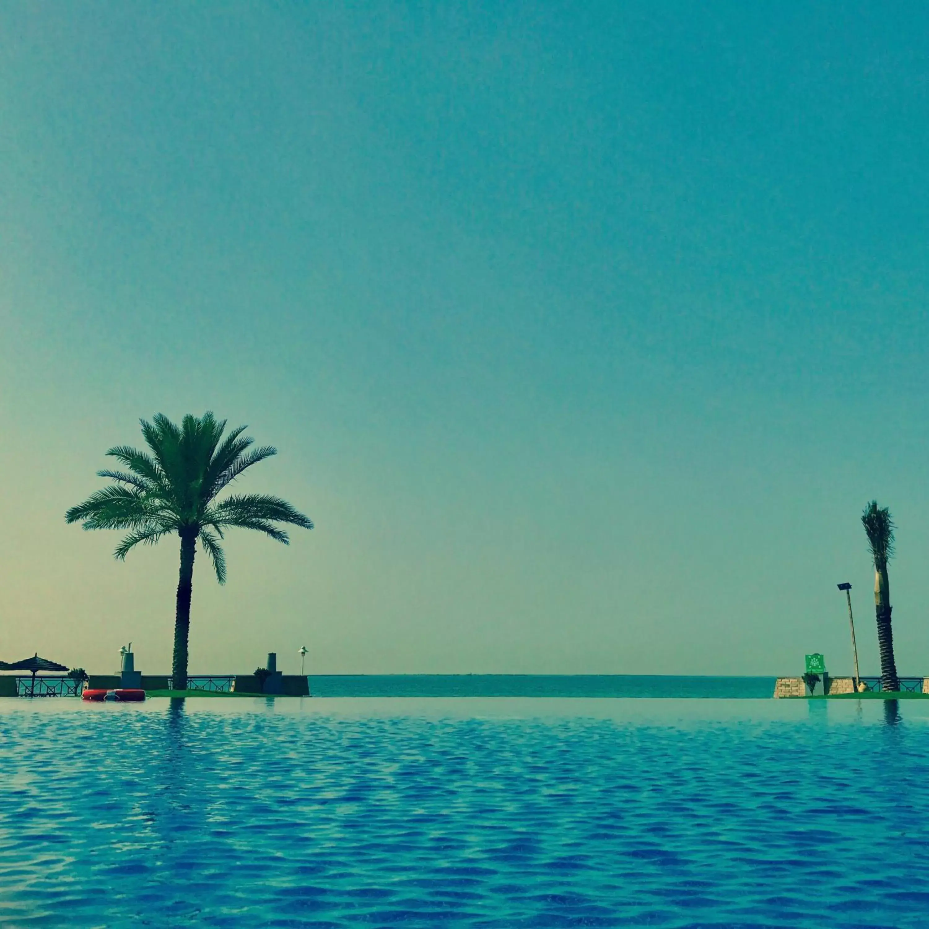 Swimming Pool in Barracuda Resort