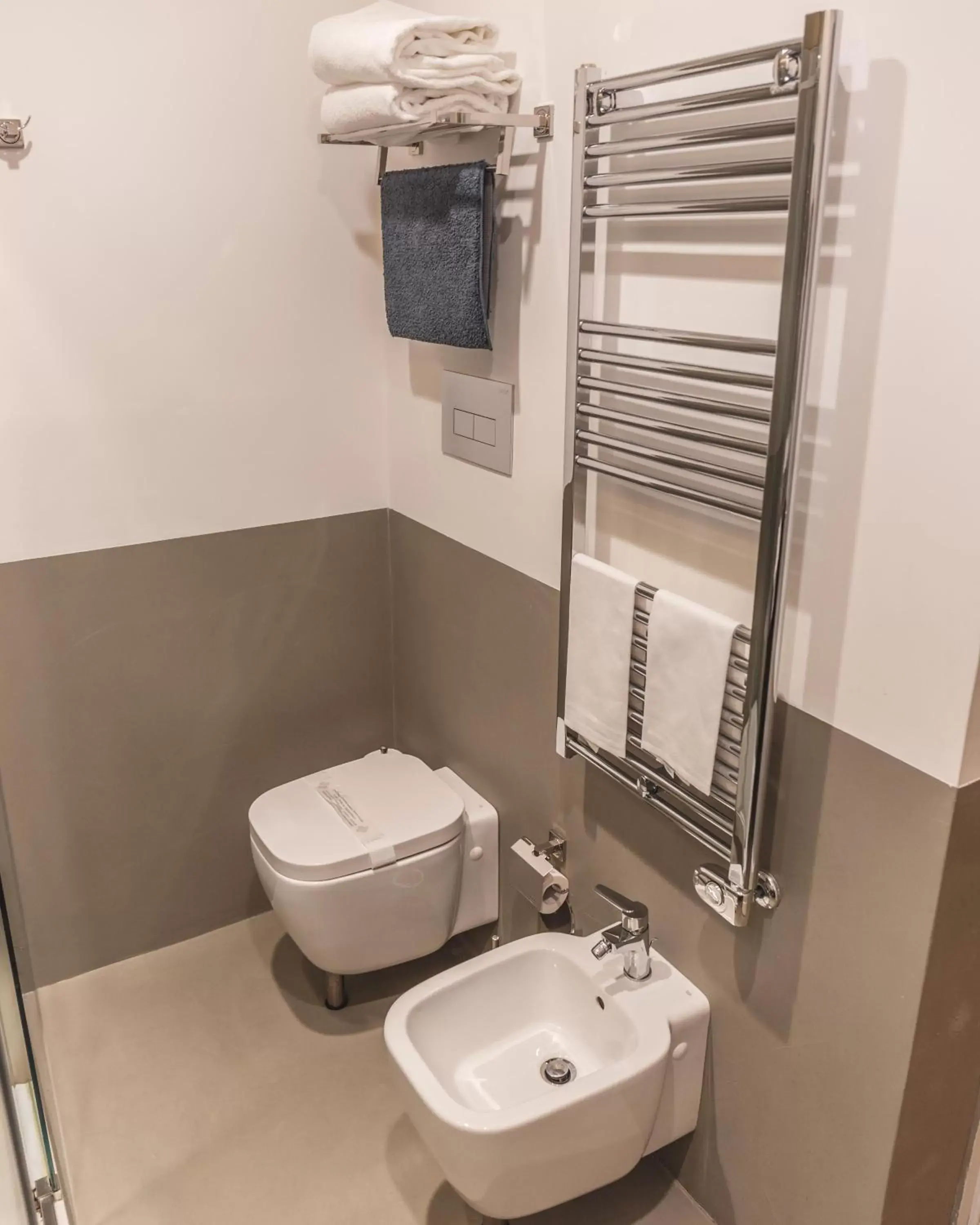 Toilet, Bathroom in Relais Della Porta