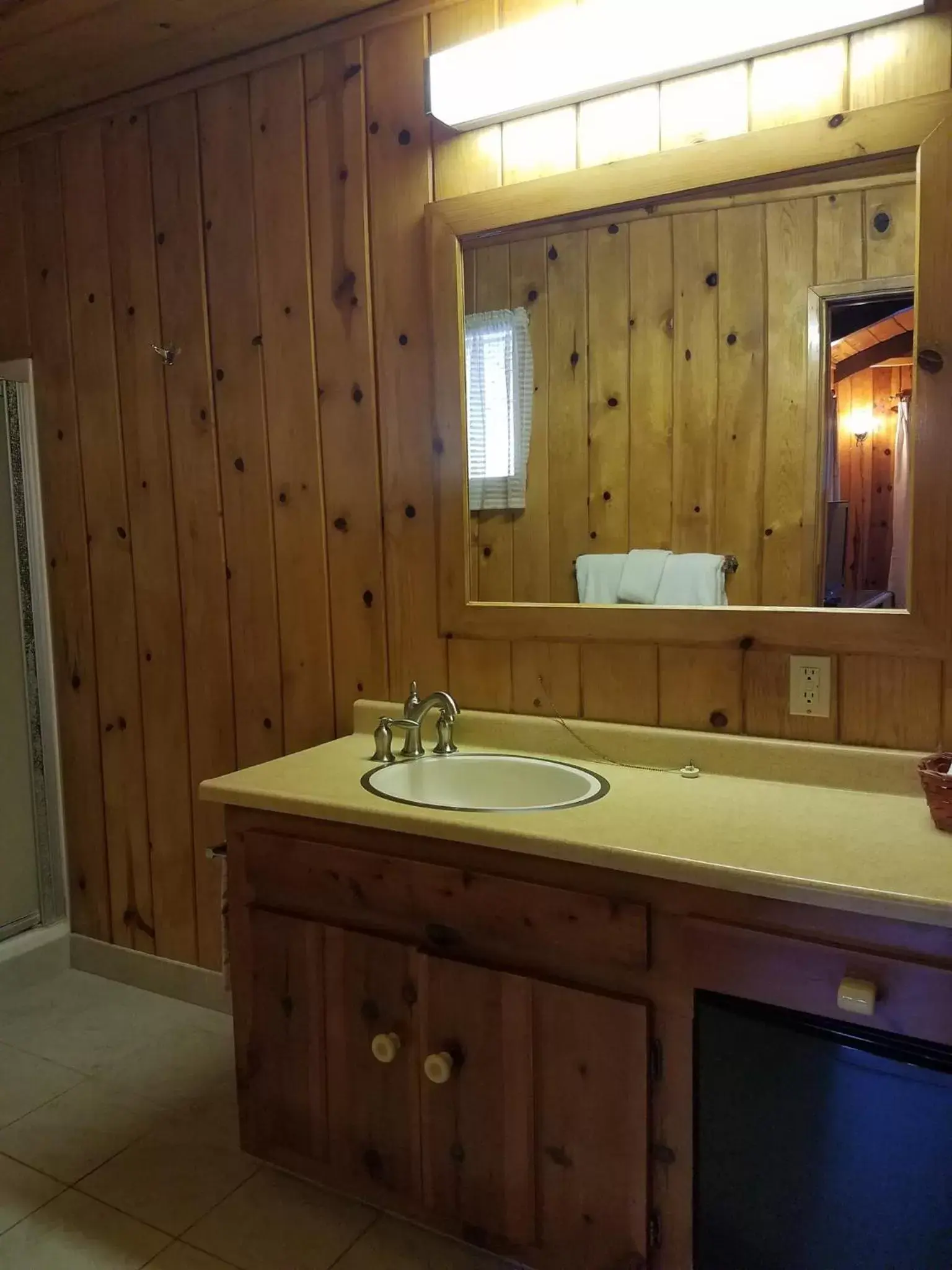 Bathroom in Fern River Resort