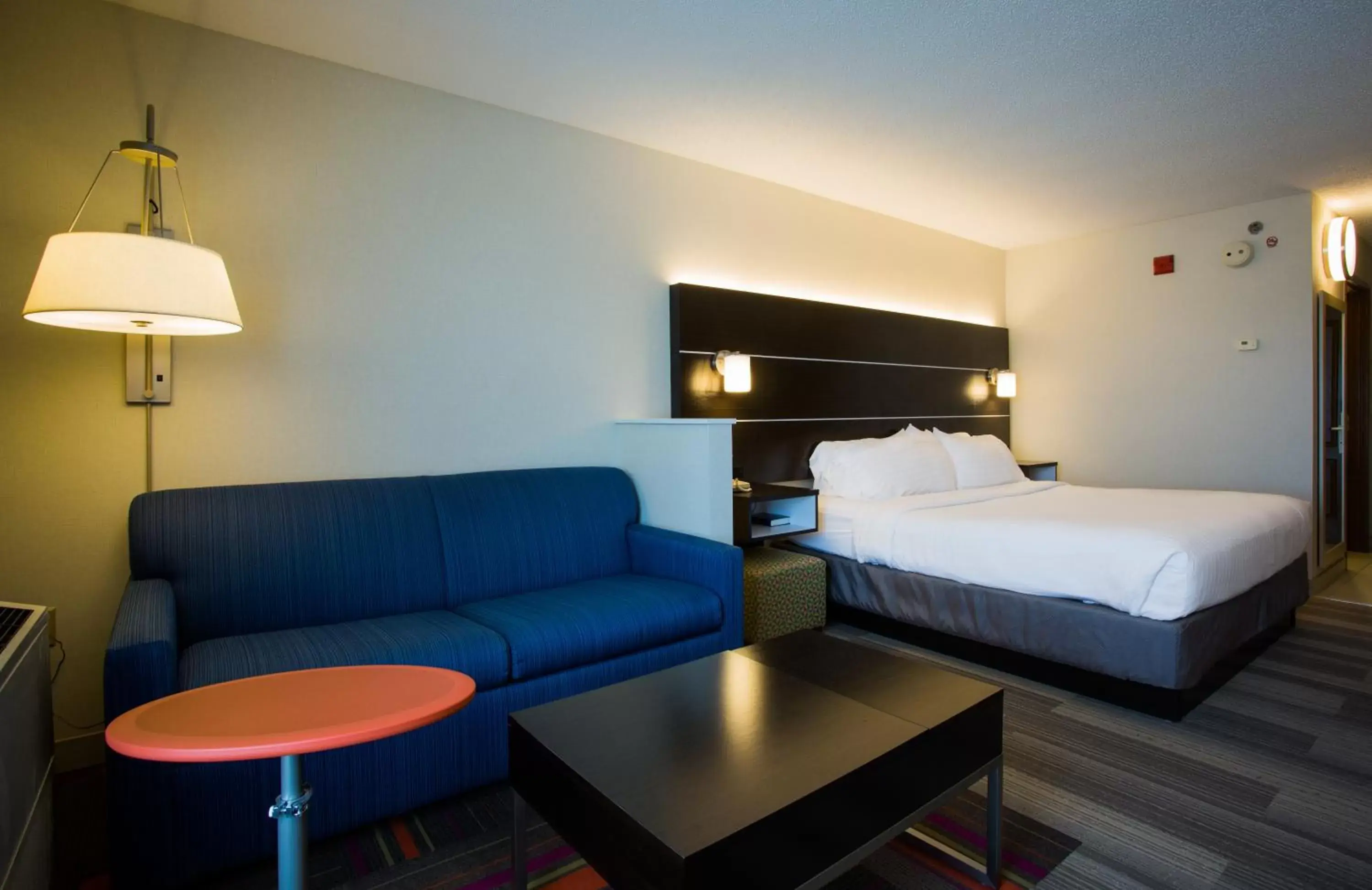 Photo of the whole room in Holiday Inn Express Hotel & Suites Reading, an IHG Hotel