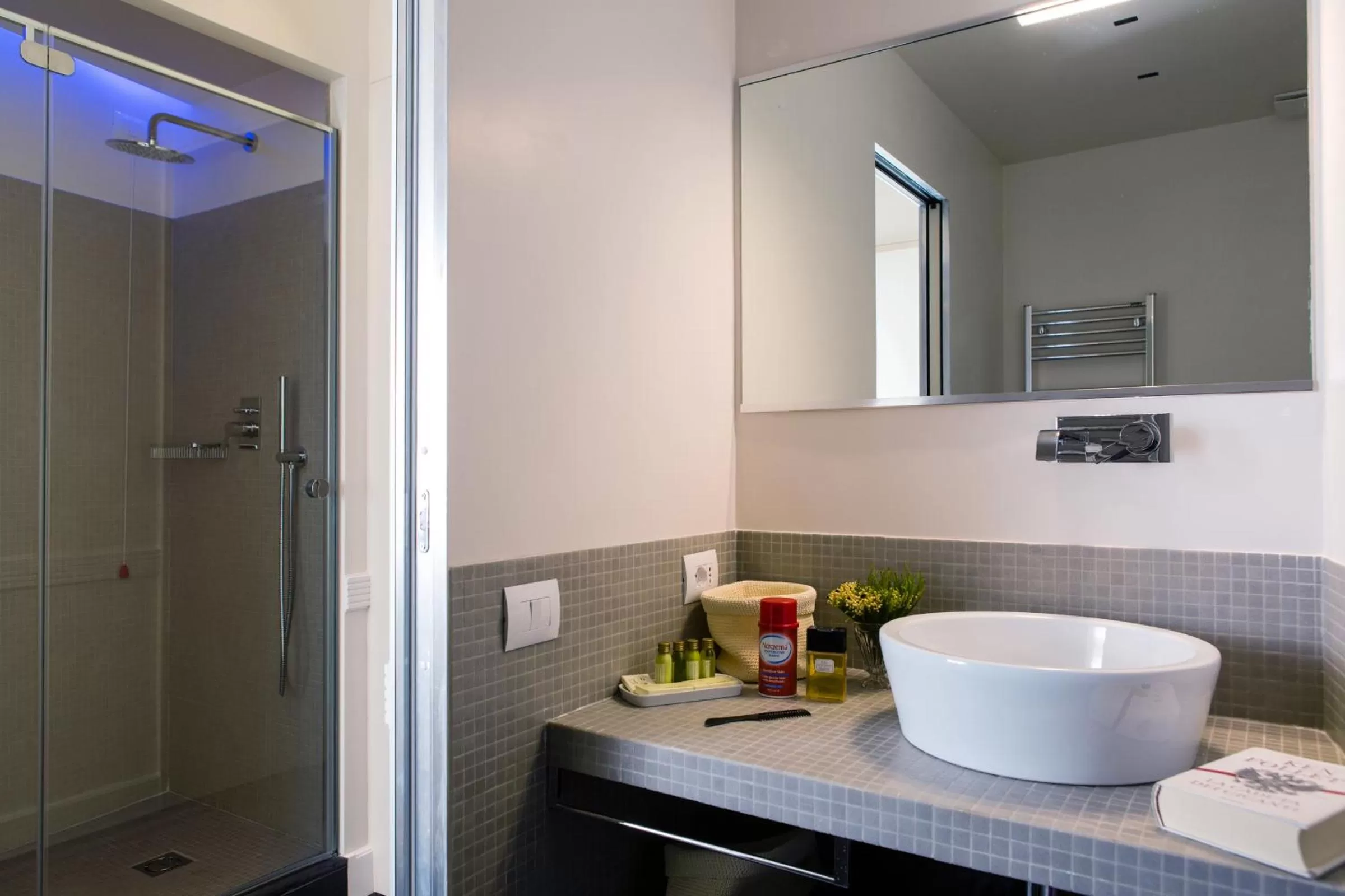 Bathroom in MyNavona