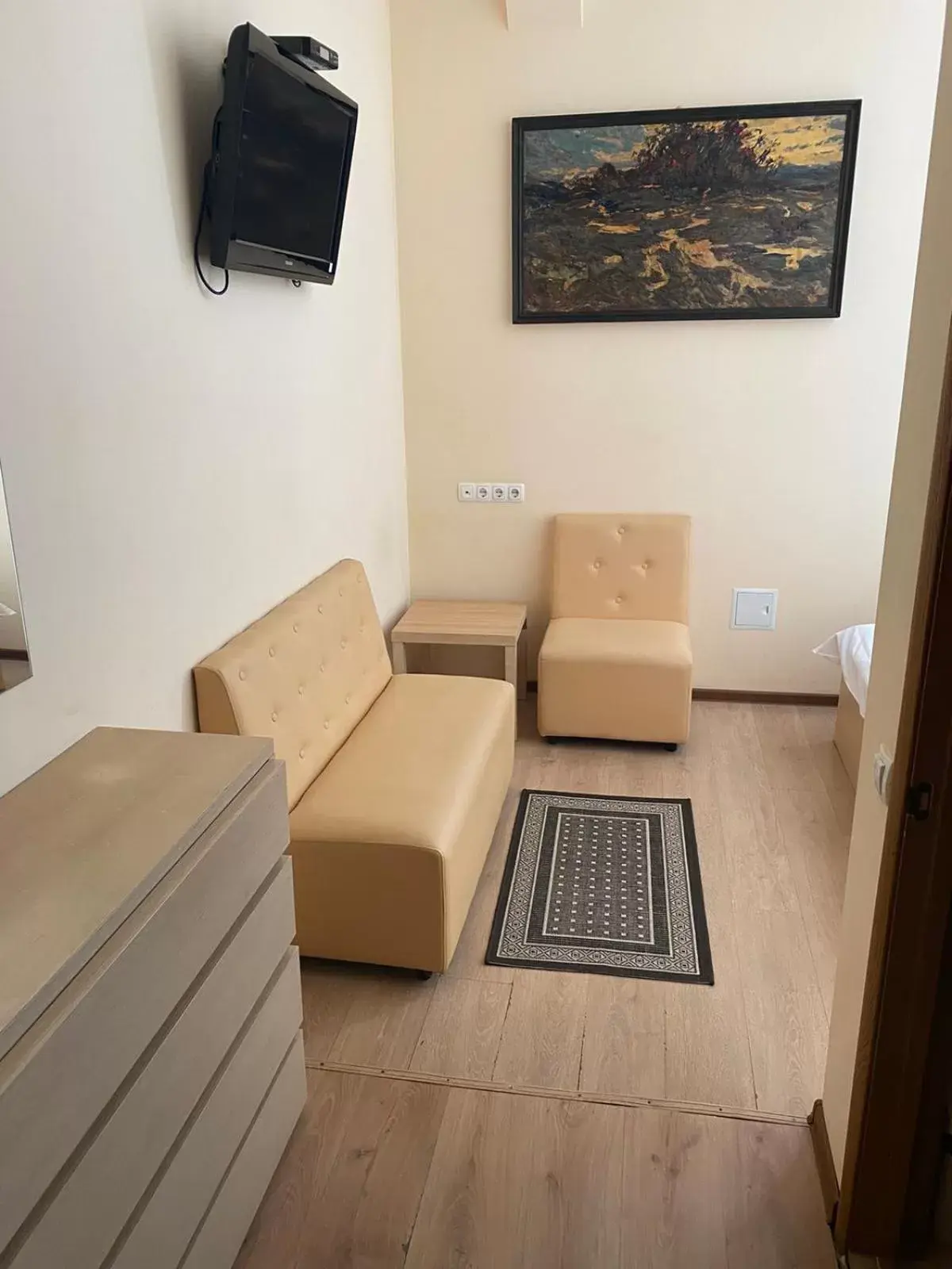 Budget Double Room in Heart Kyiv Apart-Hotel Budget Double Room in Heart Kyiv Apart-Hotel