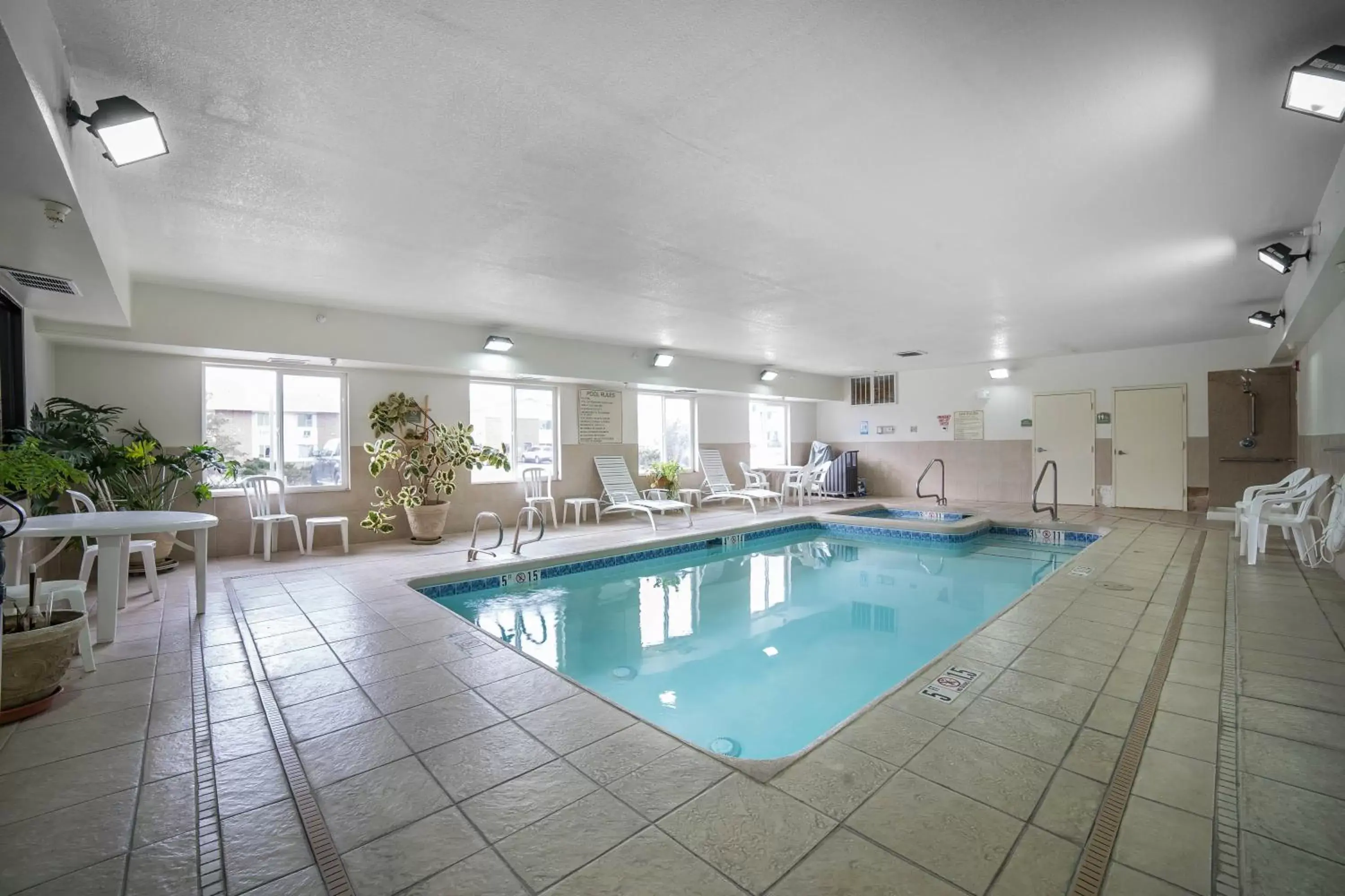 Swimming Pool in Comfort Inn & Suites Rawlins