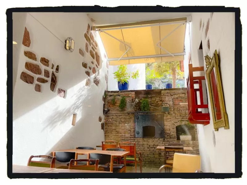 Patio in Chambres d'Hôtes Maison E.Bernat