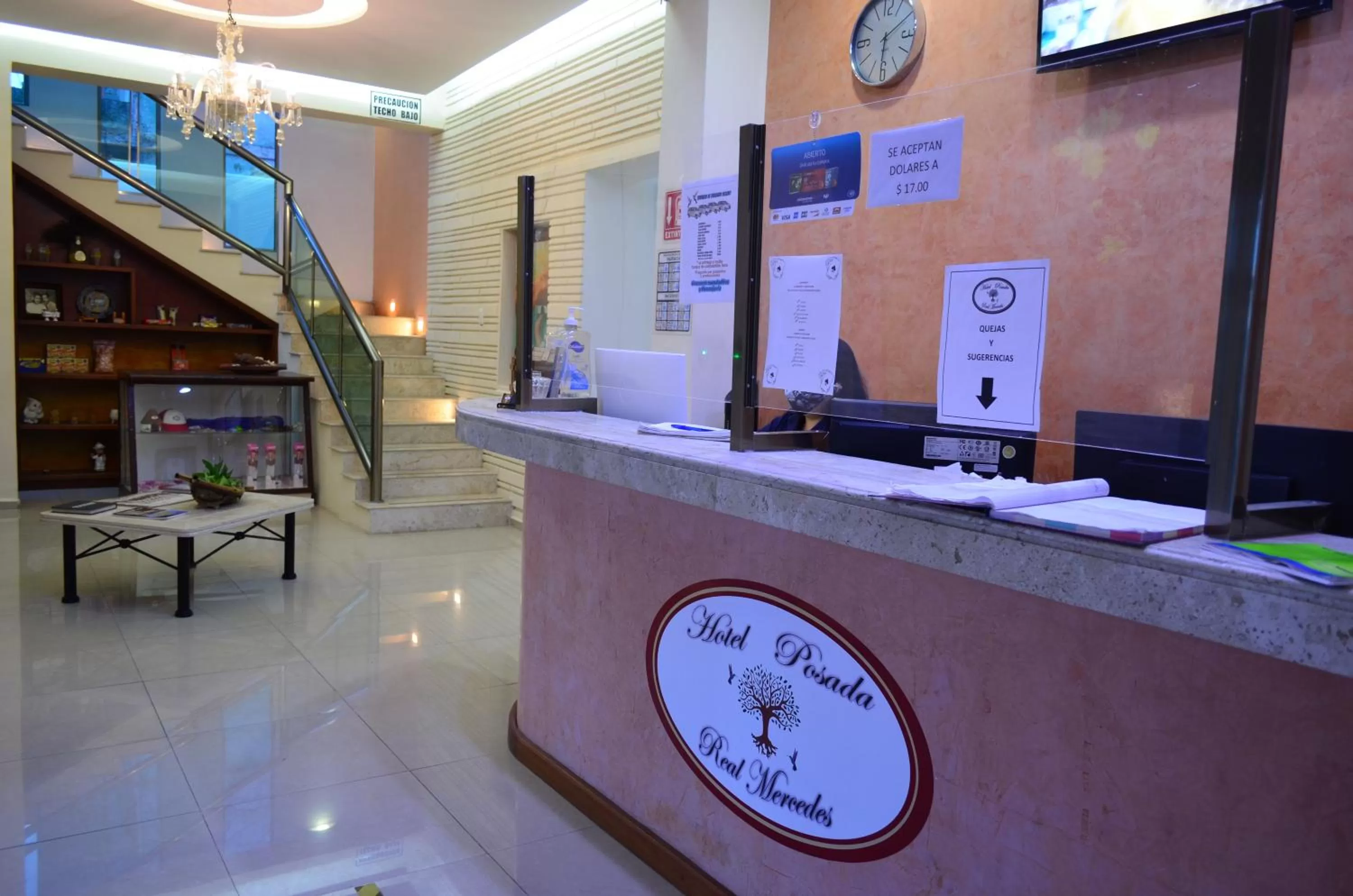 Lobby or reception in Hotel Real Mercedes