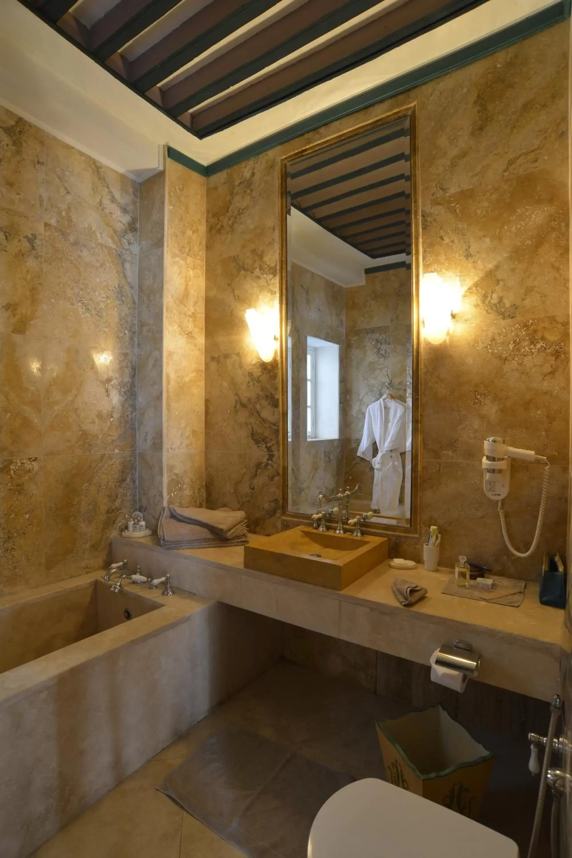 Bathroom in Palais Bayram