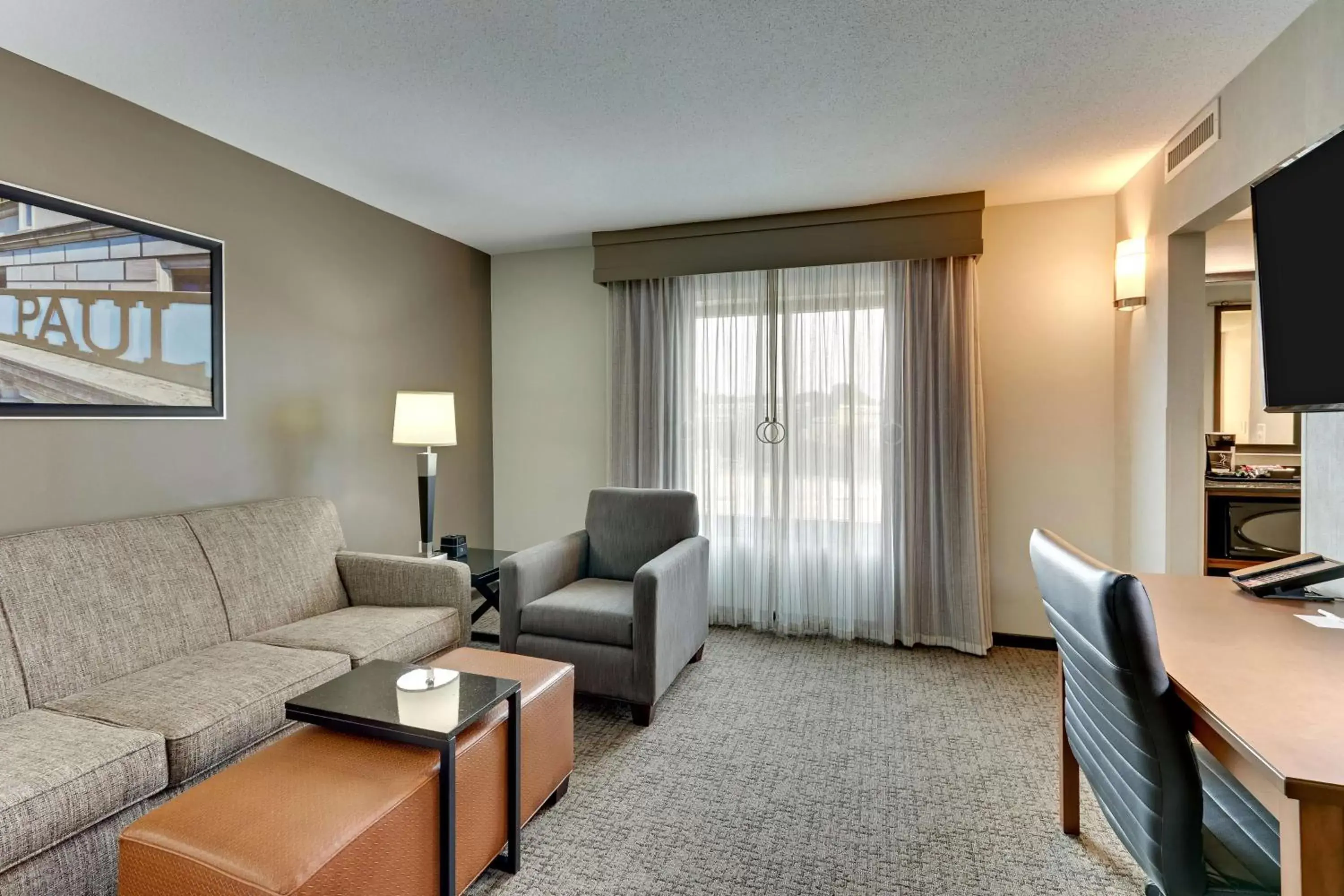 Bedroom, Seating Area in Drury Plaza Hotel St. Paul Downtown