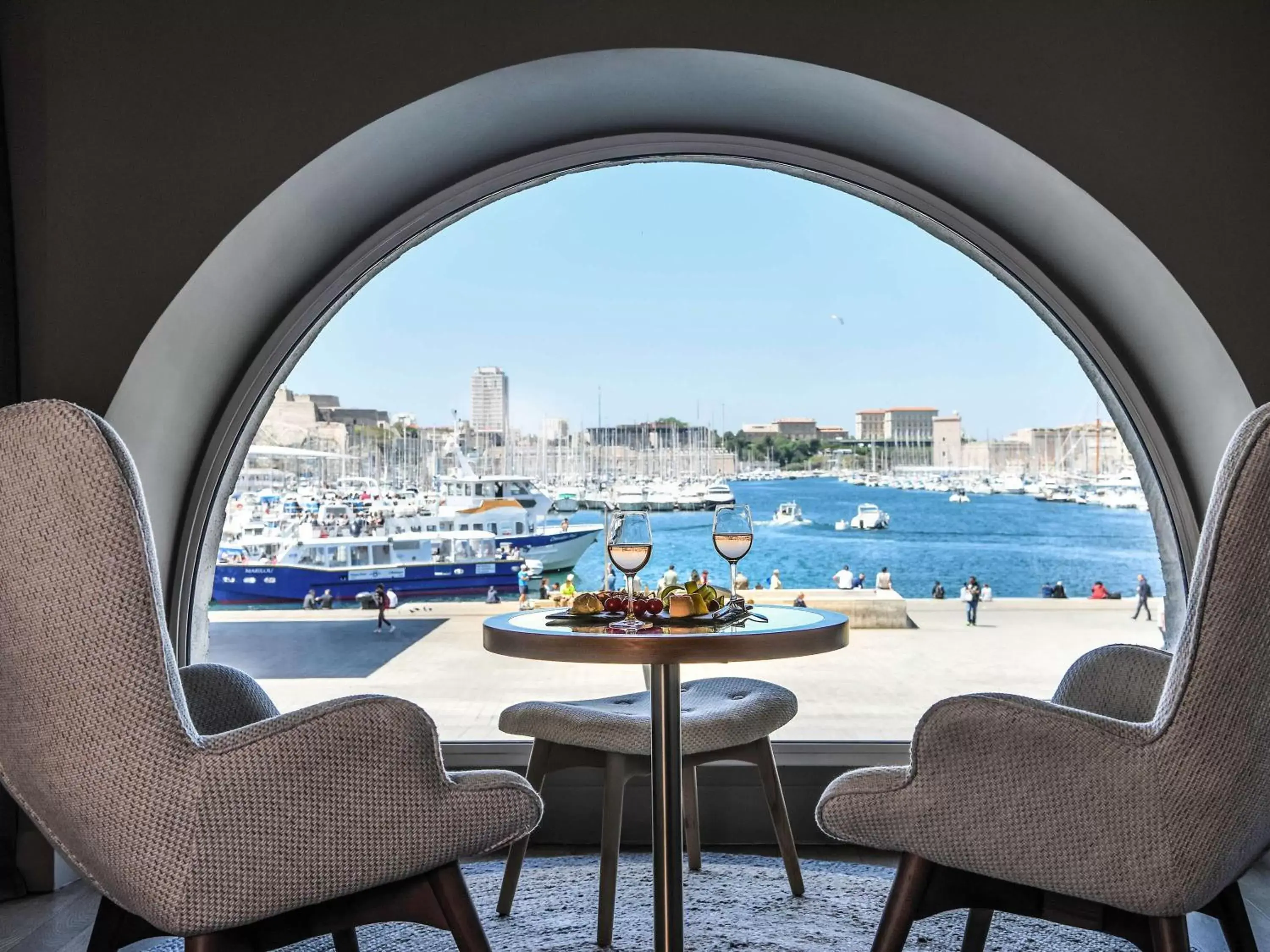 Lounge or bar in Grand Hotel Beauvau Marseille Vieux Port - MGallery
