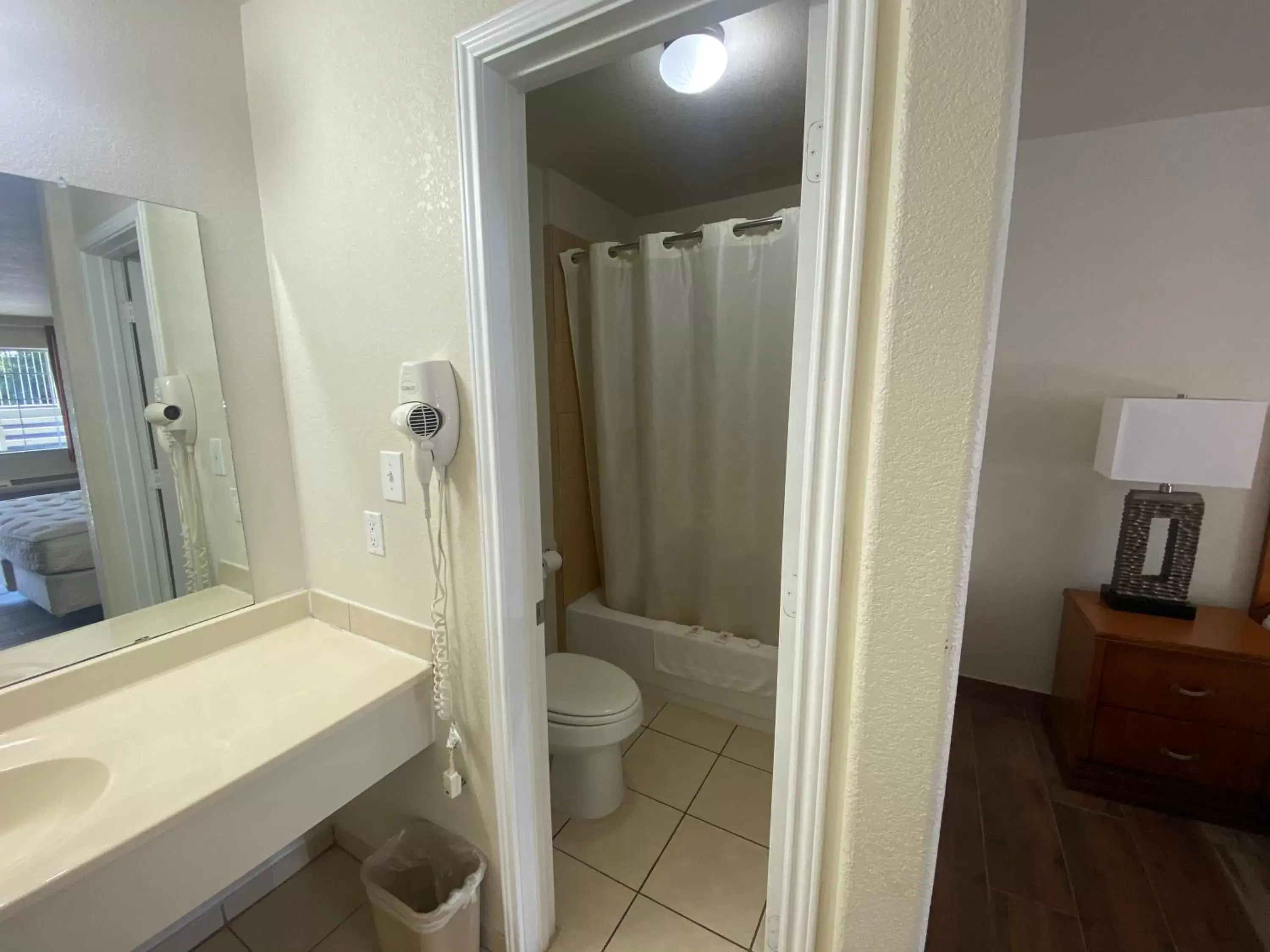 Bathroom in Cedar Creek Inn