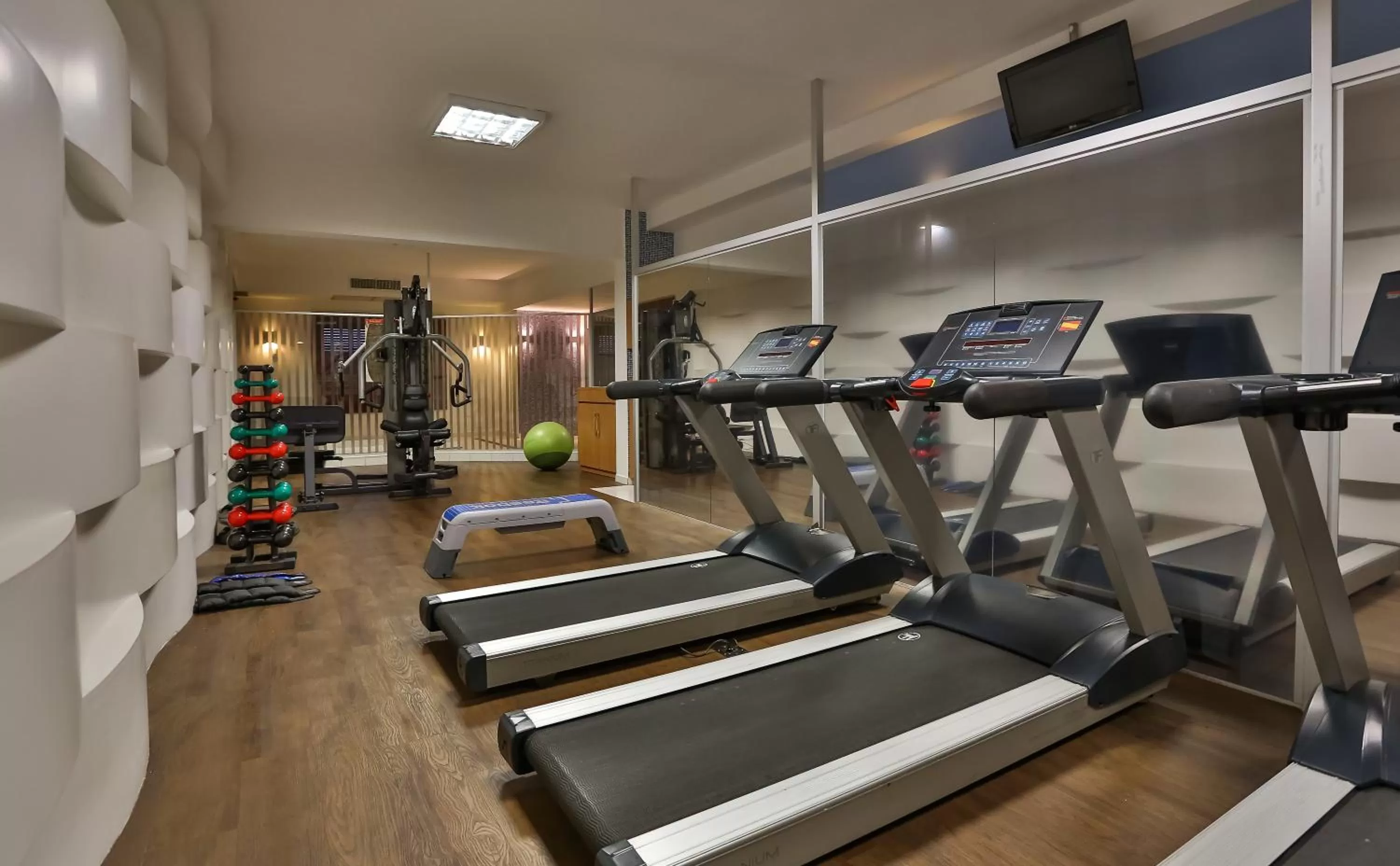 Fitness centre/facilities in Bourbon Convention Hotel Santos