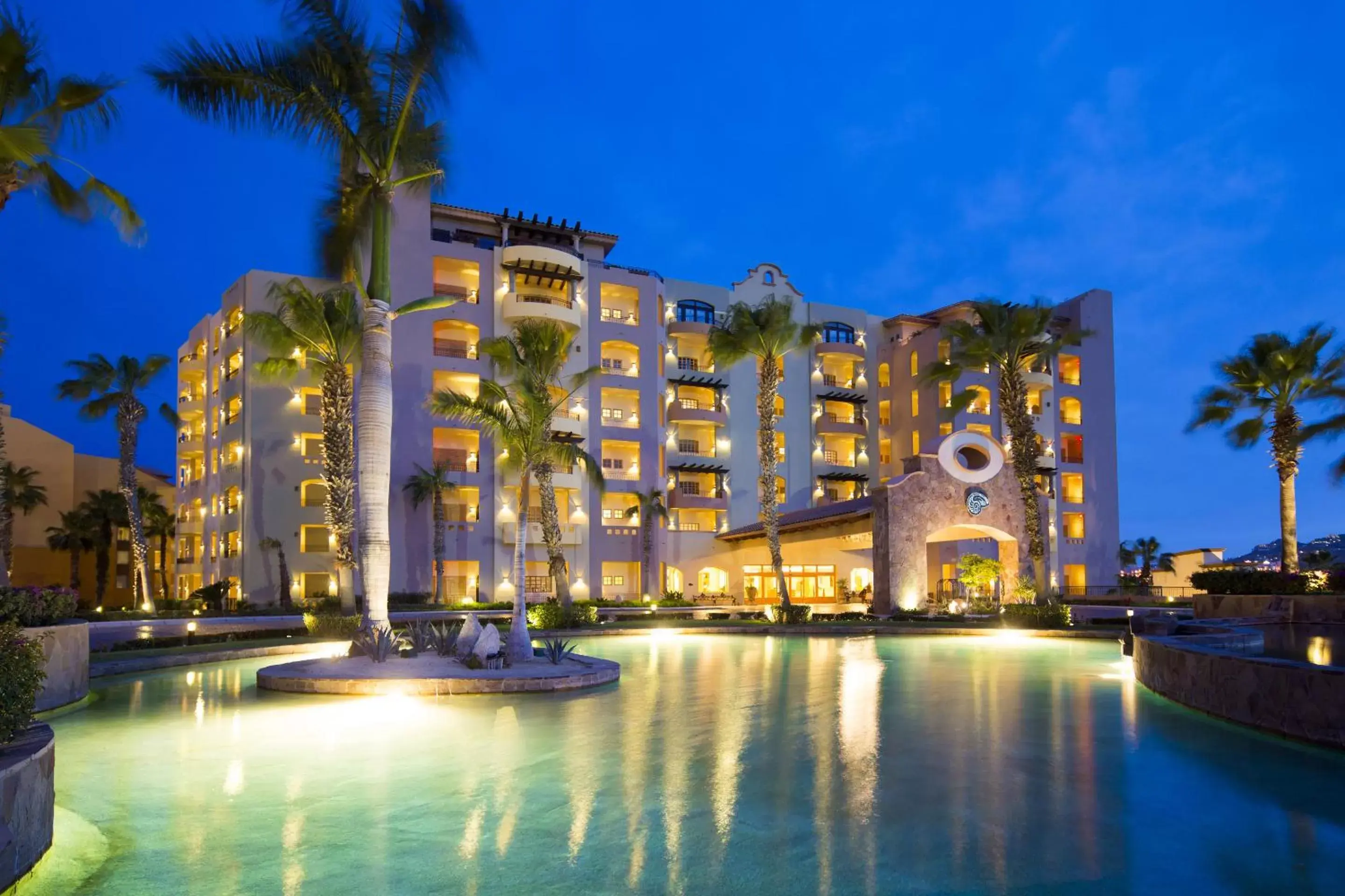 Facade/entrance, Property Building in Villa la Estancia Beach Resort & Spa