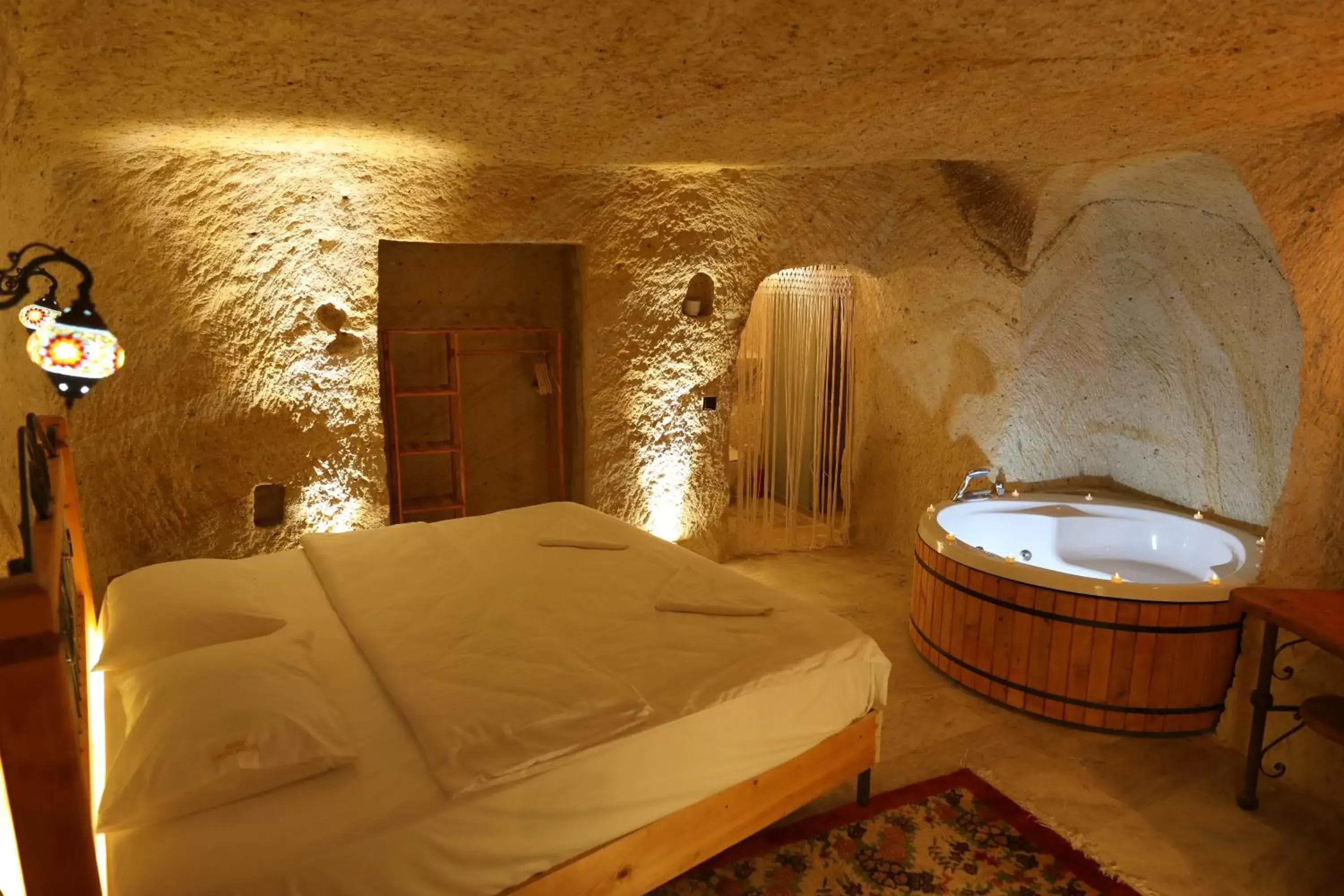Deluxe King Room in Atax Cave Hotel Deluxe King Room in Atax Cave Hotel