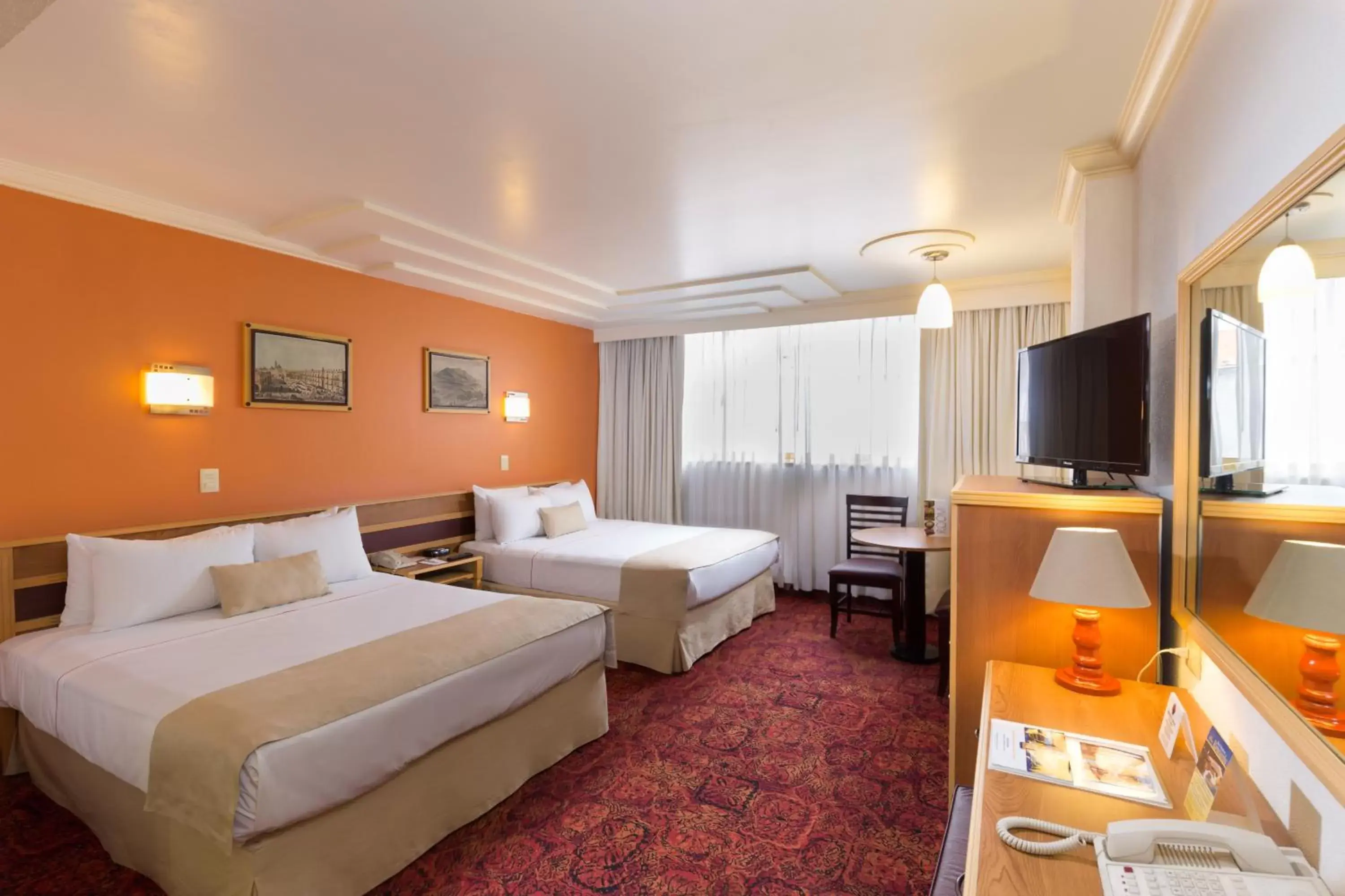 Shower, Room Photo in Hotel Estoril